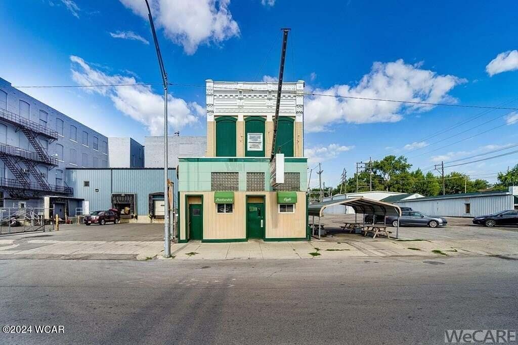 447 & 449 Main photo 2