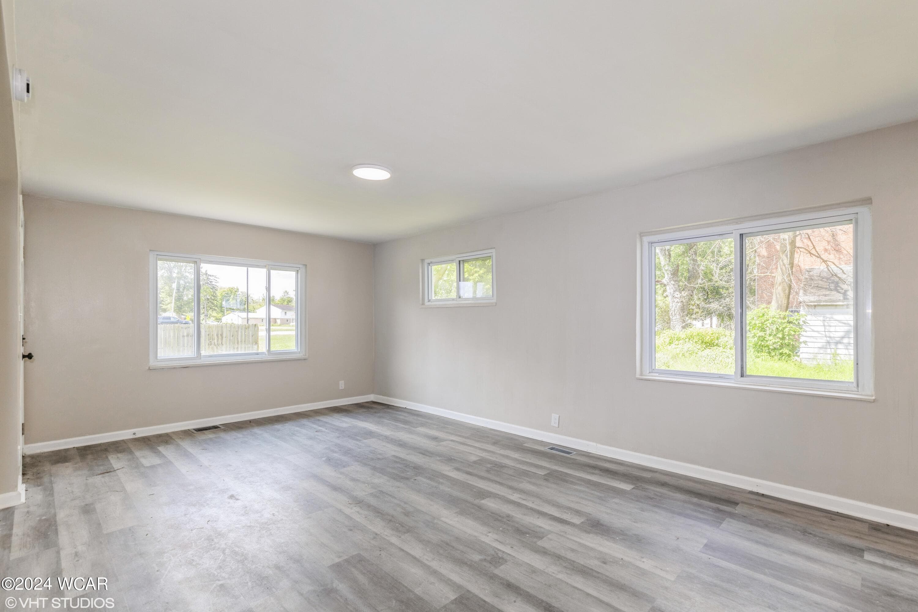 2770 Pemberton photo 4