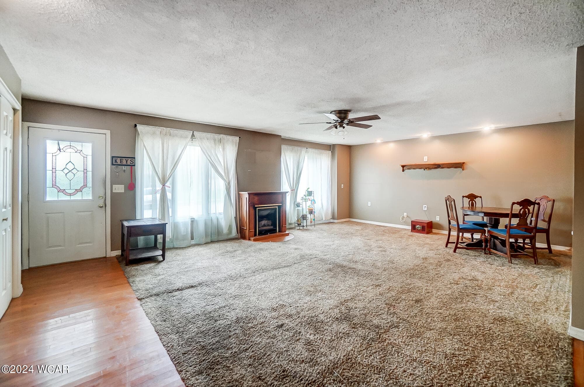 508 Front photo 5