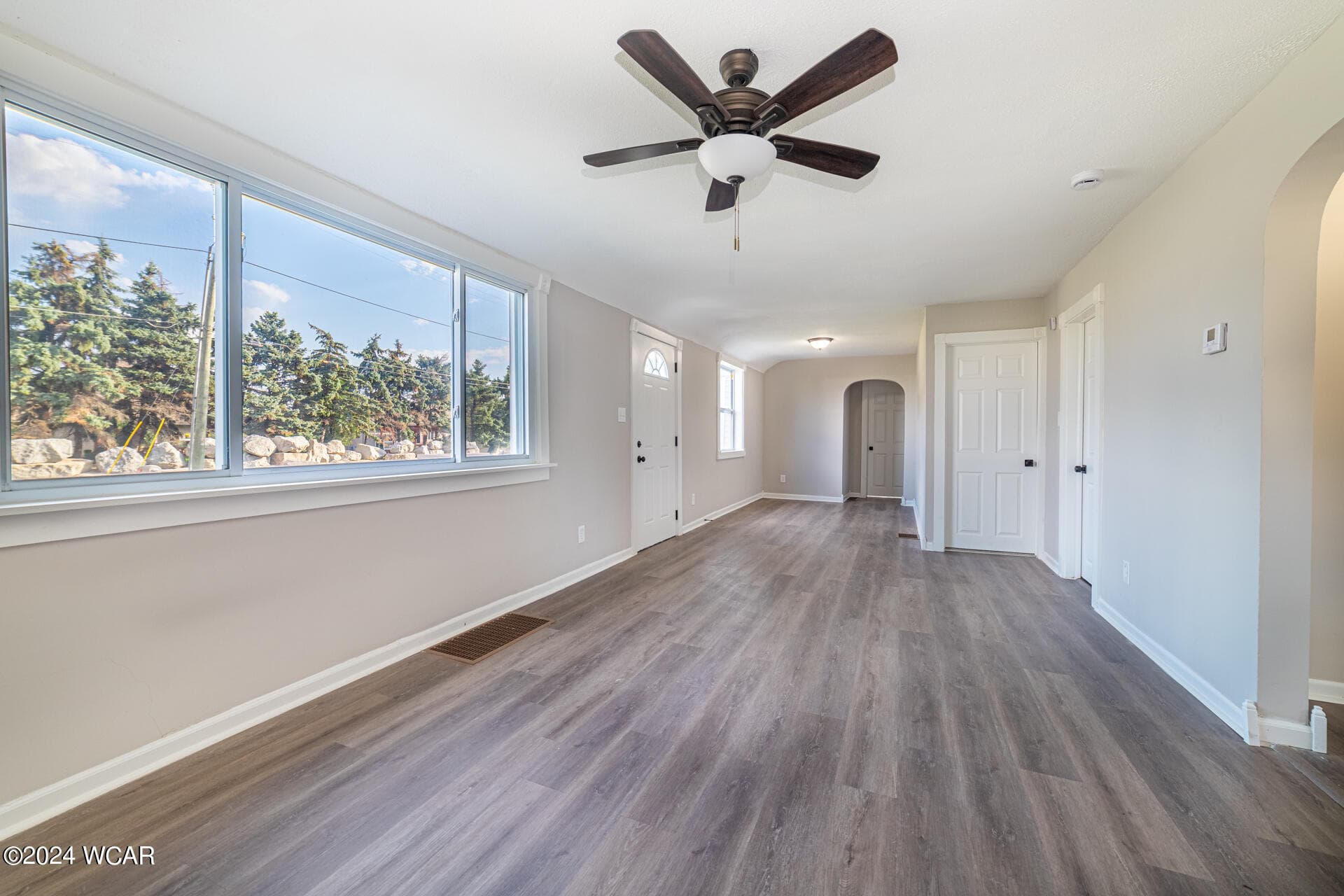 627 Hobart photo 5
