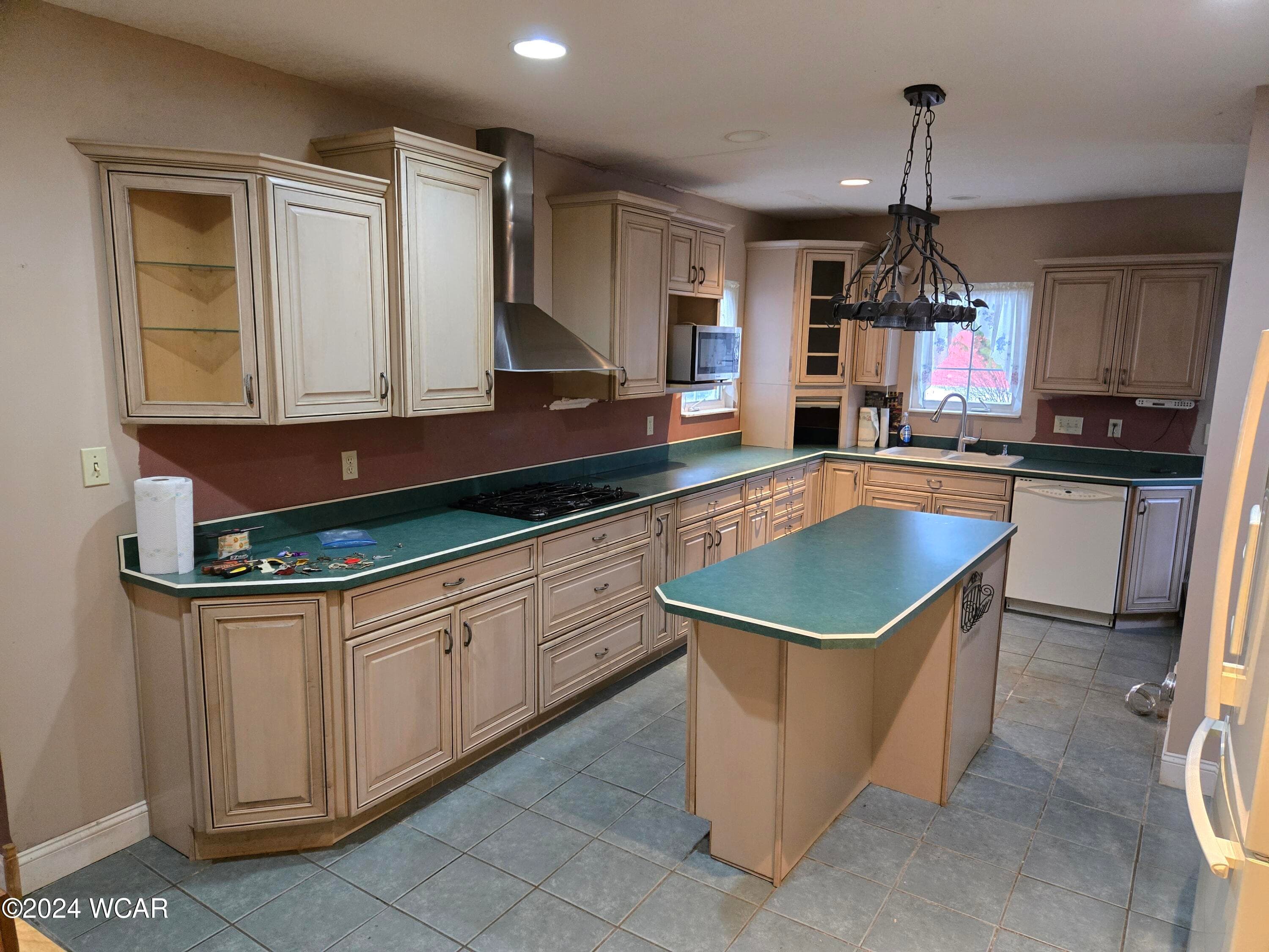 115 Lee St. photo 4