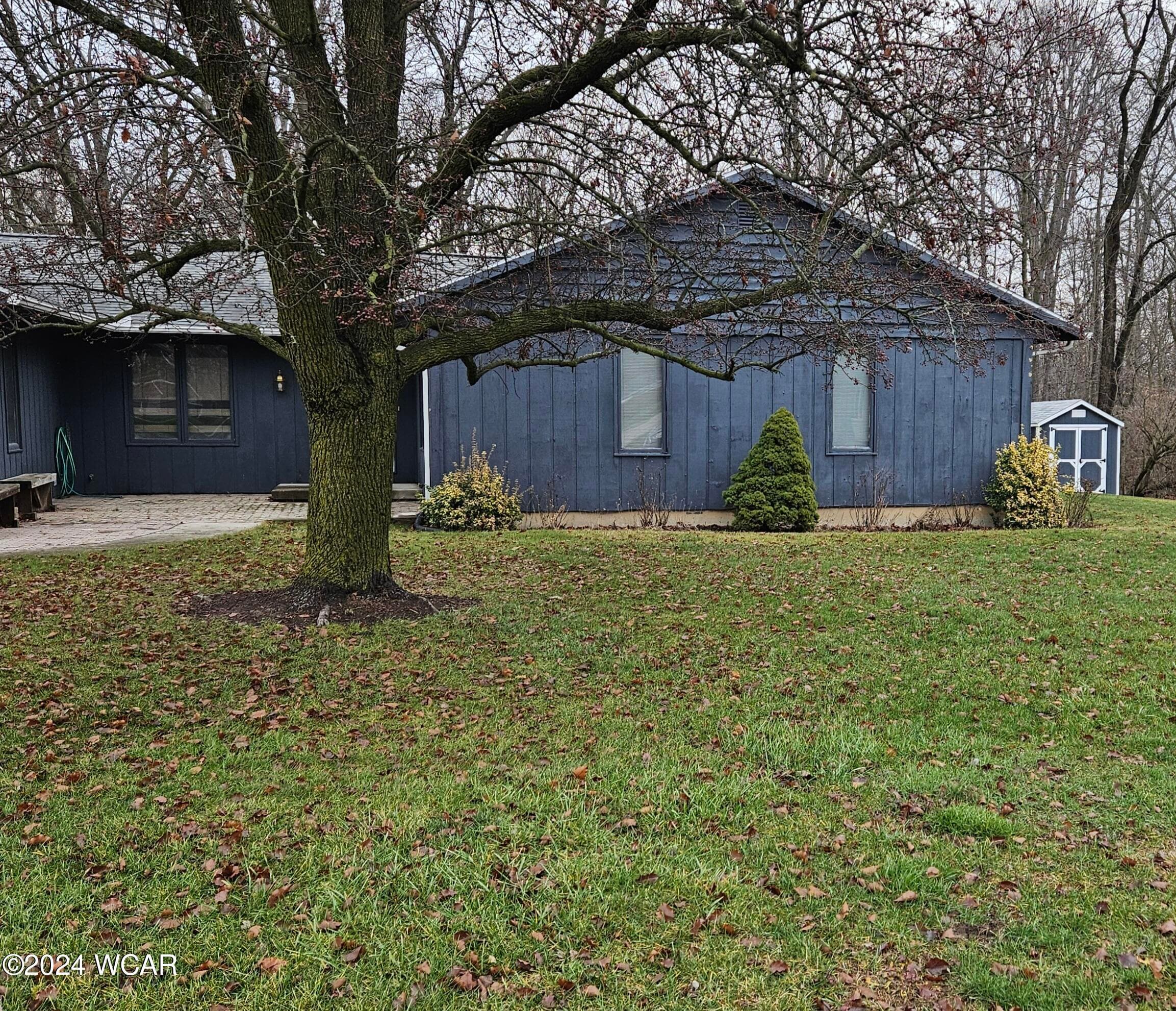 1581 Walnut Ct photo 3
