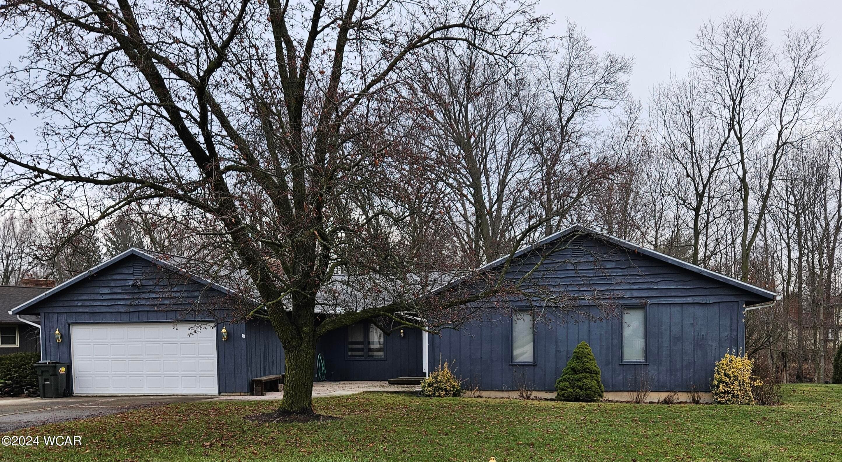 1581 Walnut Ct photo 4