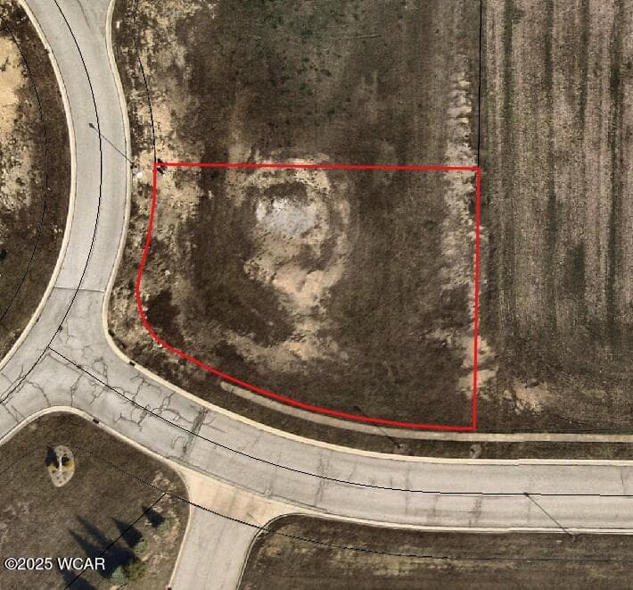390 Miami Erie photo 2