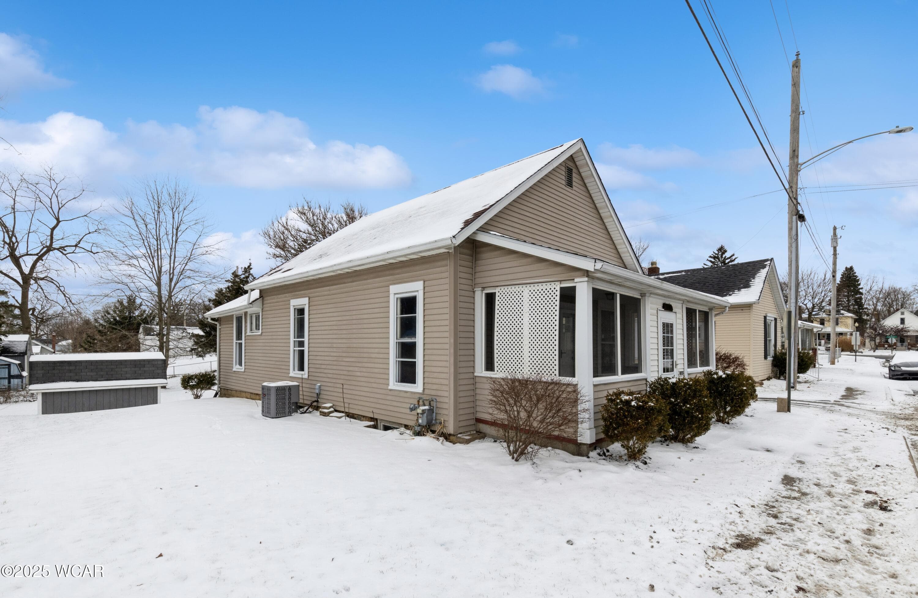 216 Ludlow photo 2