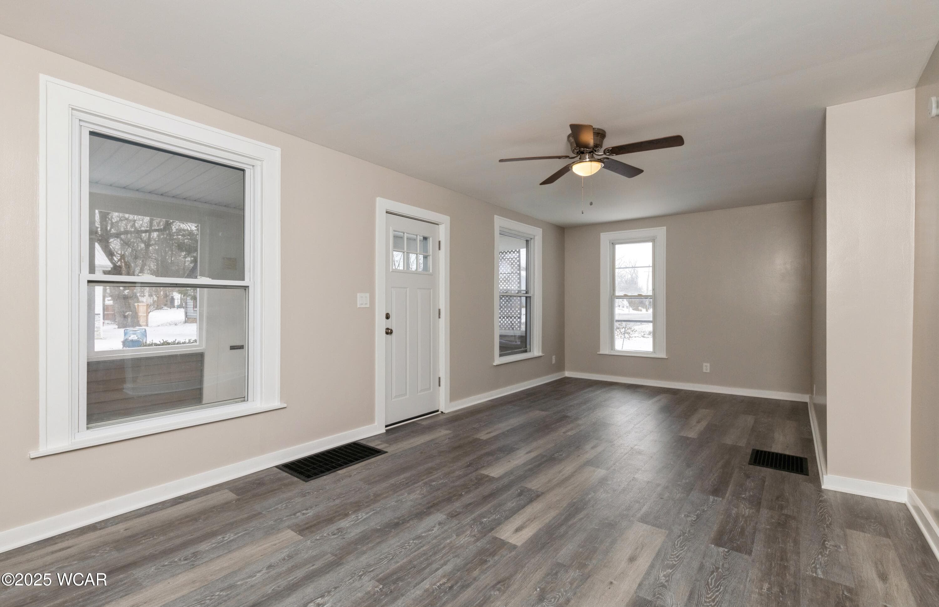 216 Ludlow photo 5