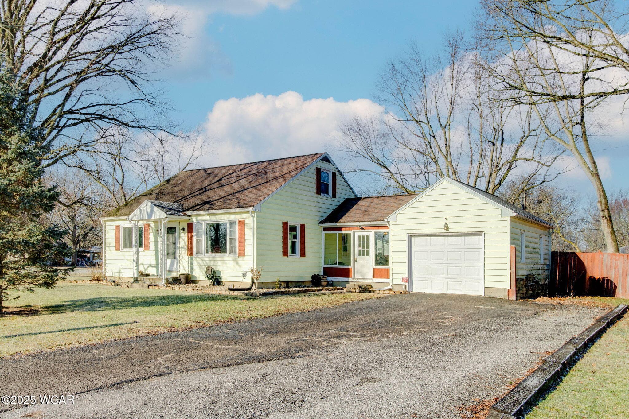 4320 Southgate photo 3