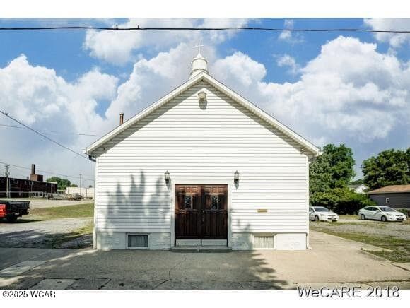 821 Jefferson photo 3