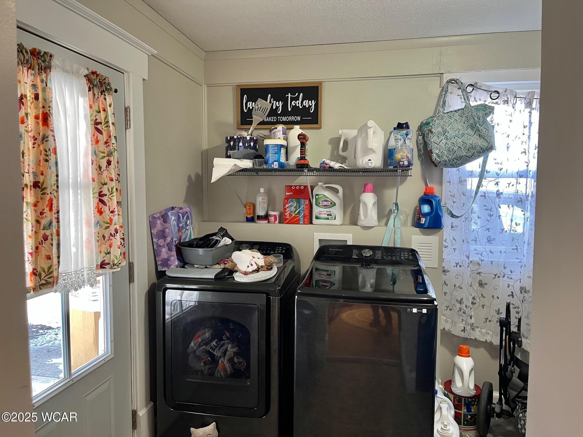 208 Washington photo 5