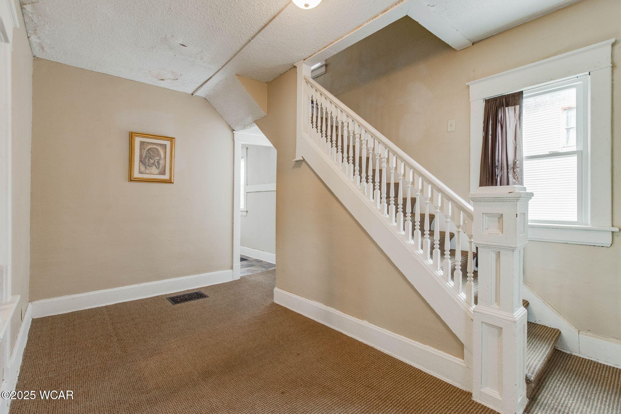 616 Harrison photo 4