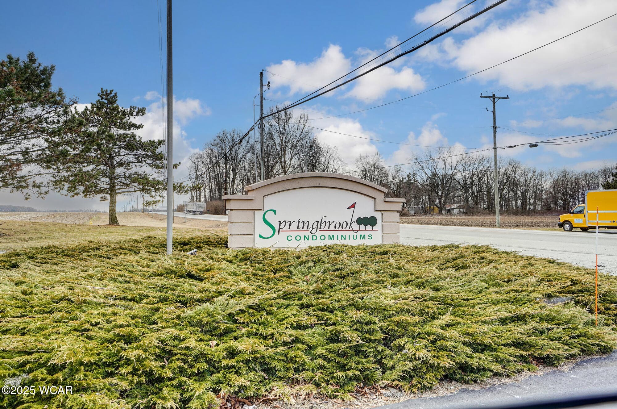 295 Brookview photo 4