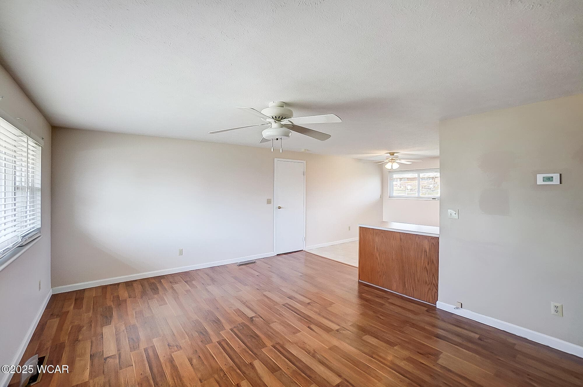 1420 Grove photo 4