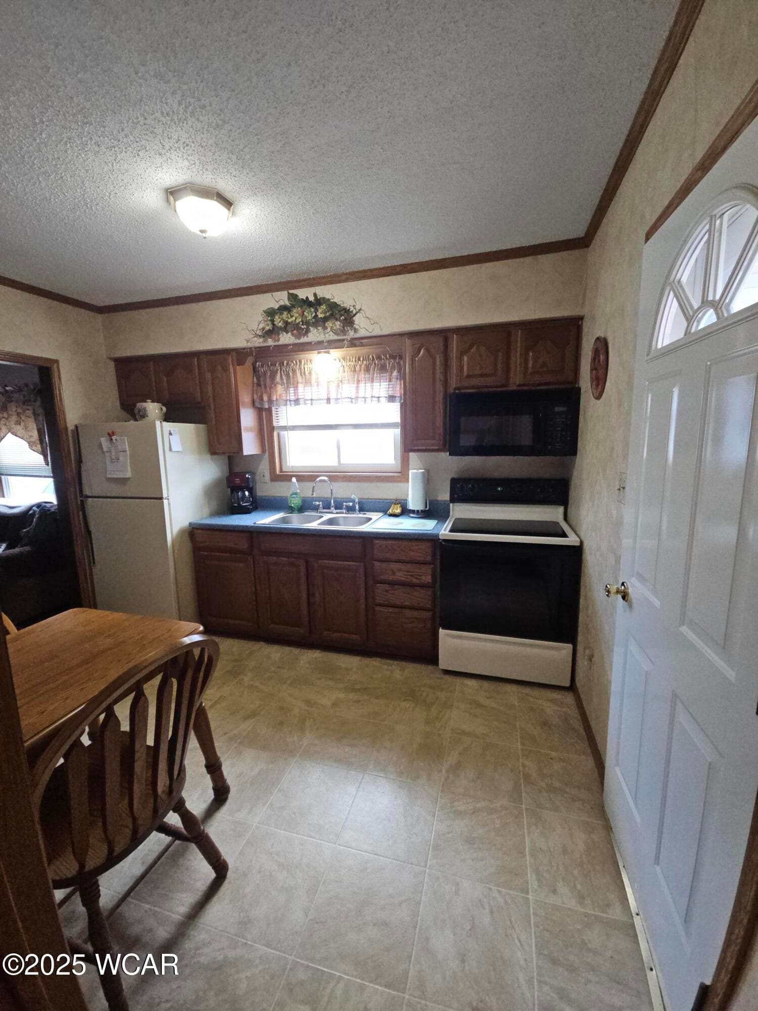 824 Weadock photo 3