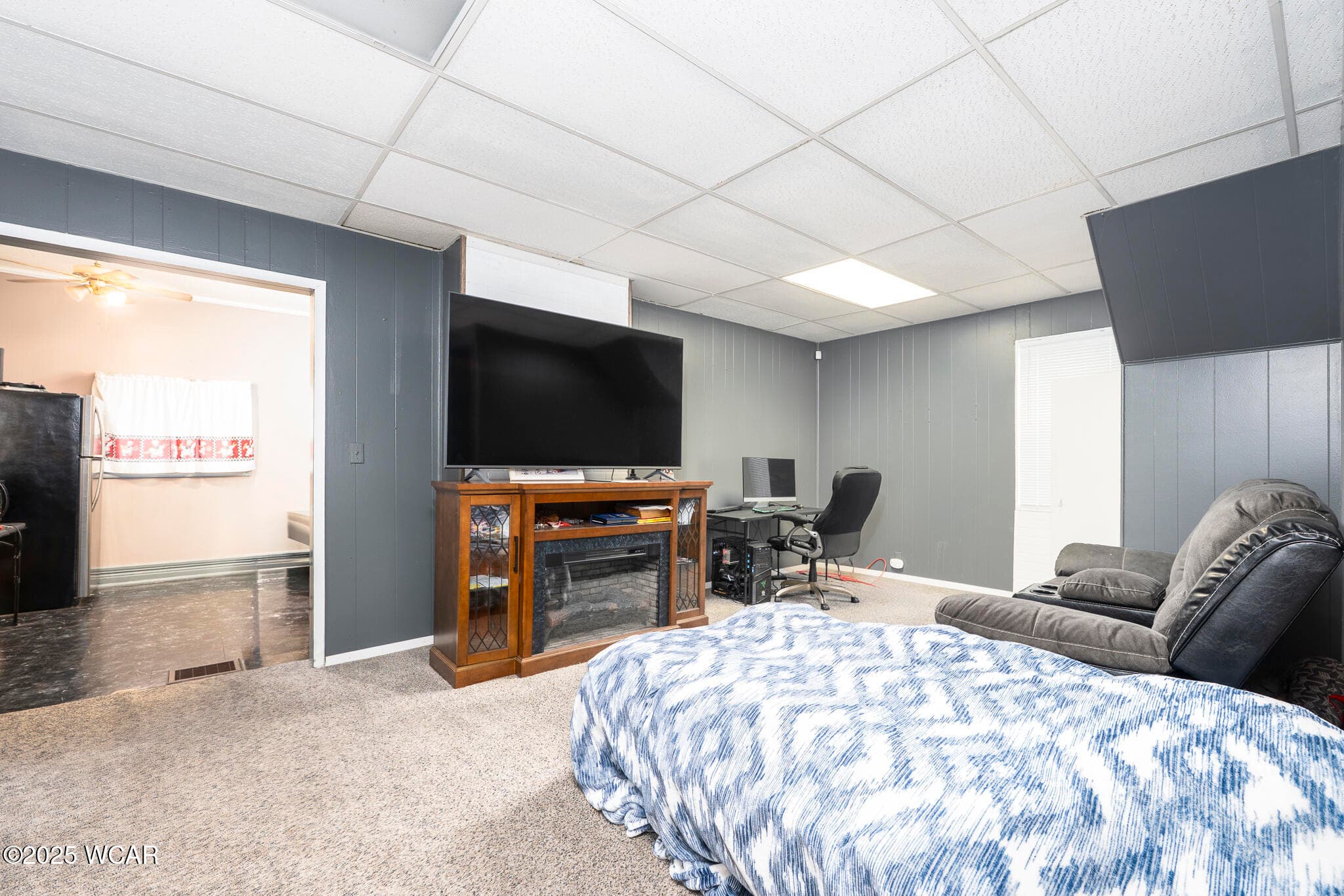 209 Auburn photo 3