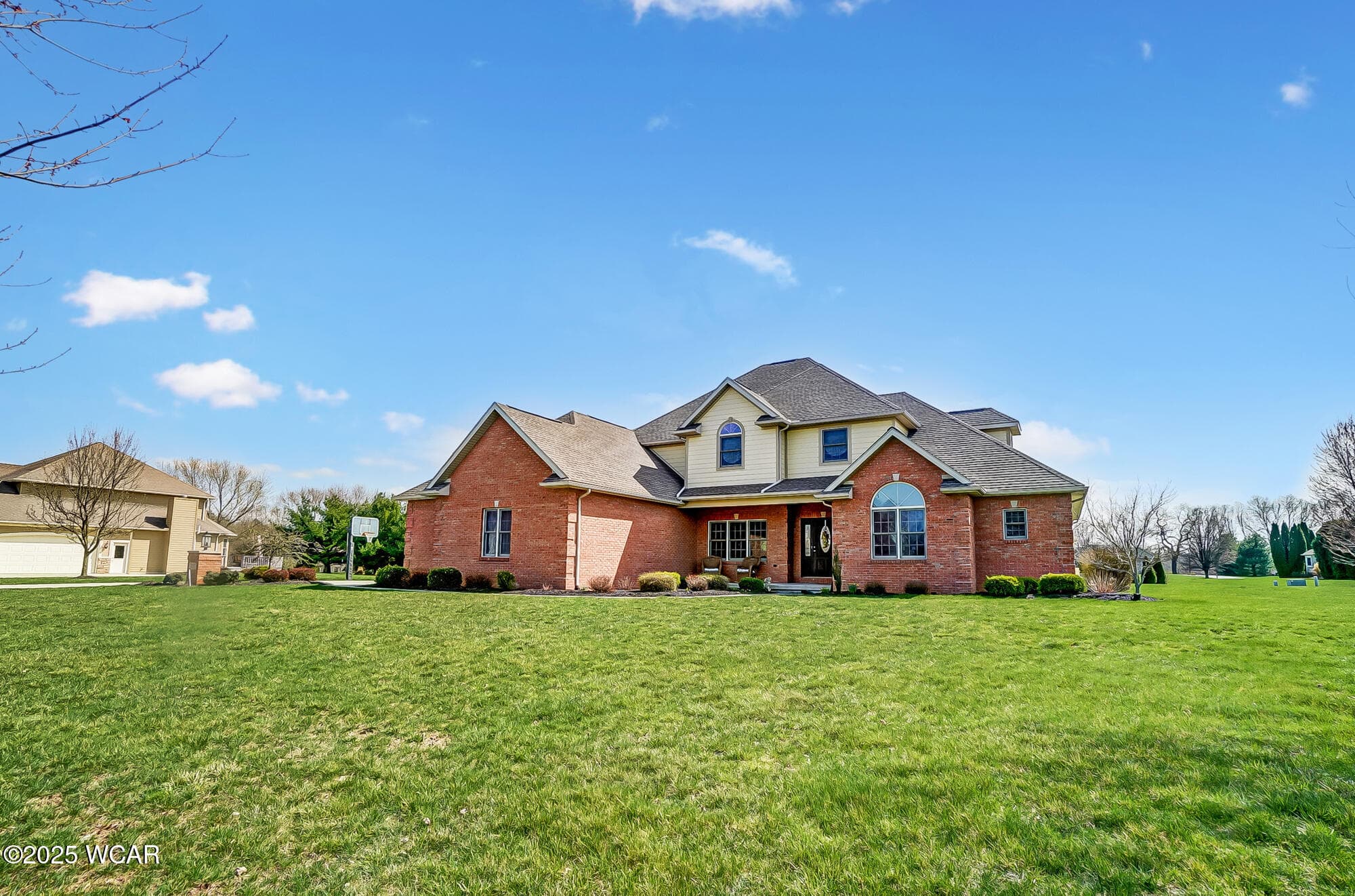 2957 Stoneybrook photo 2
