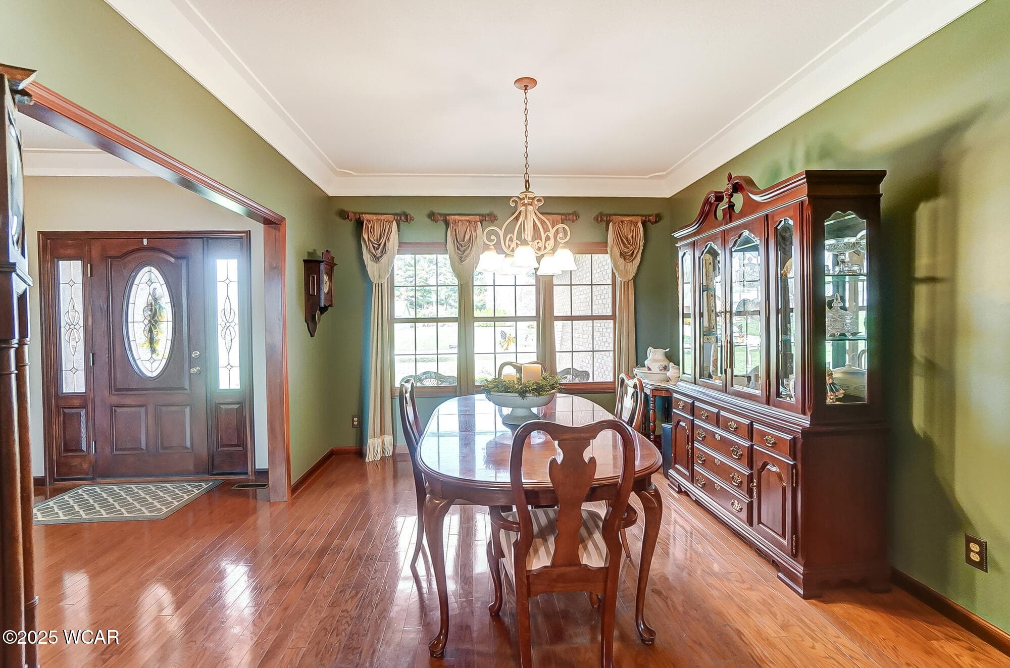 2957 Stoneybrook photo 5