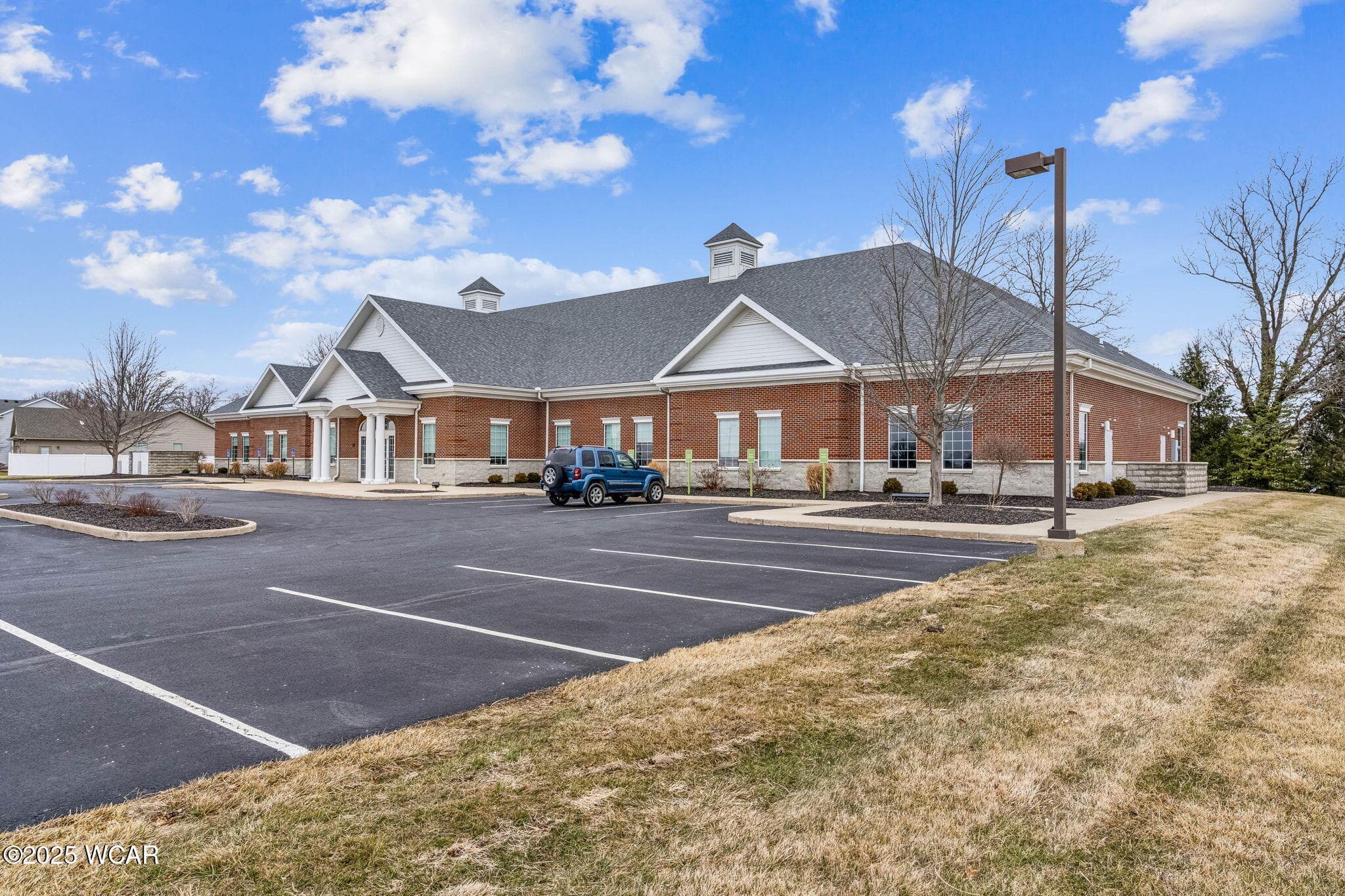 2498 Bluestone photo 2