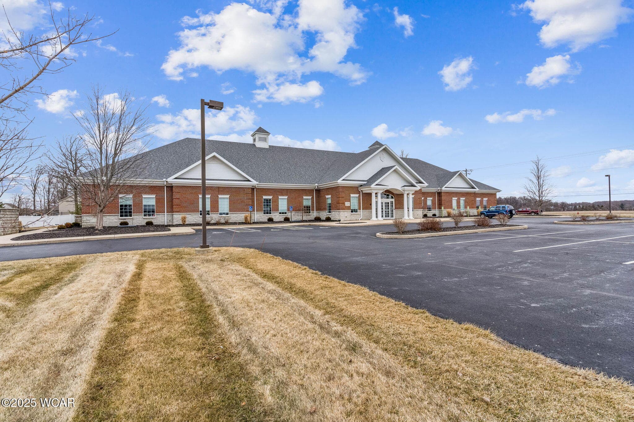 2498 Bluestone photo 4