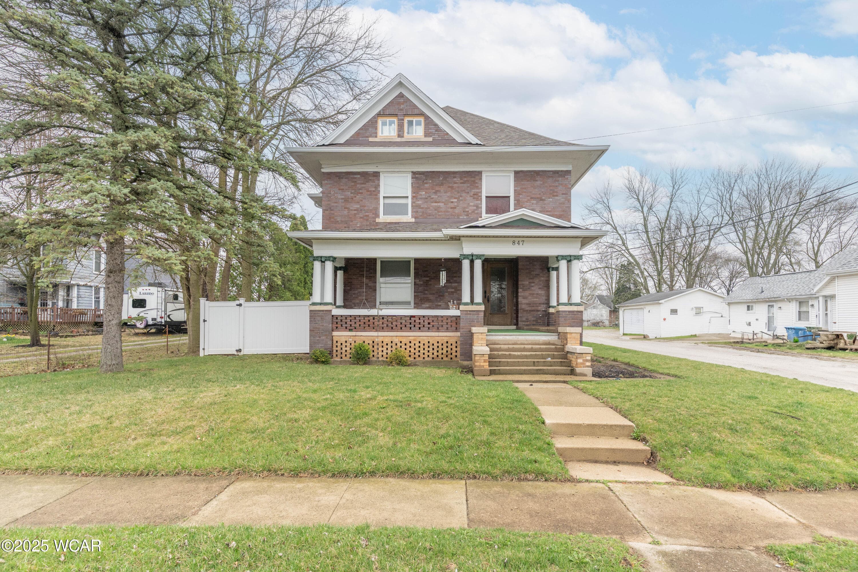 847 Court photo 2