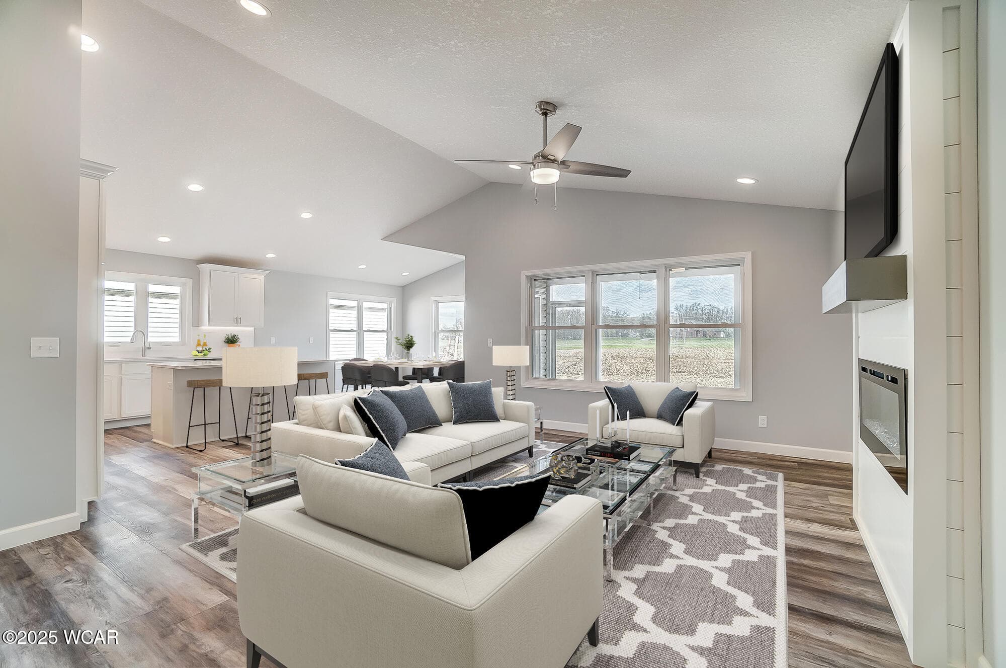 4268 Blue Spruce photo 3