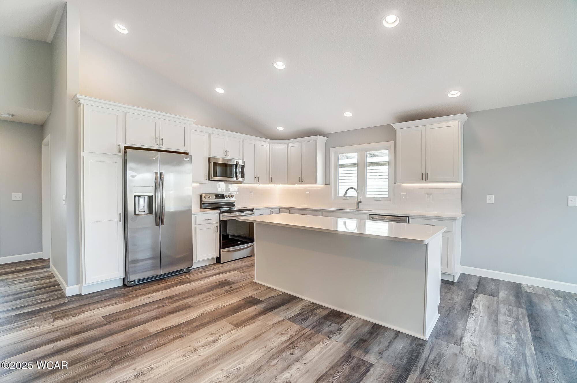 4268 Blue Spruce photo 4