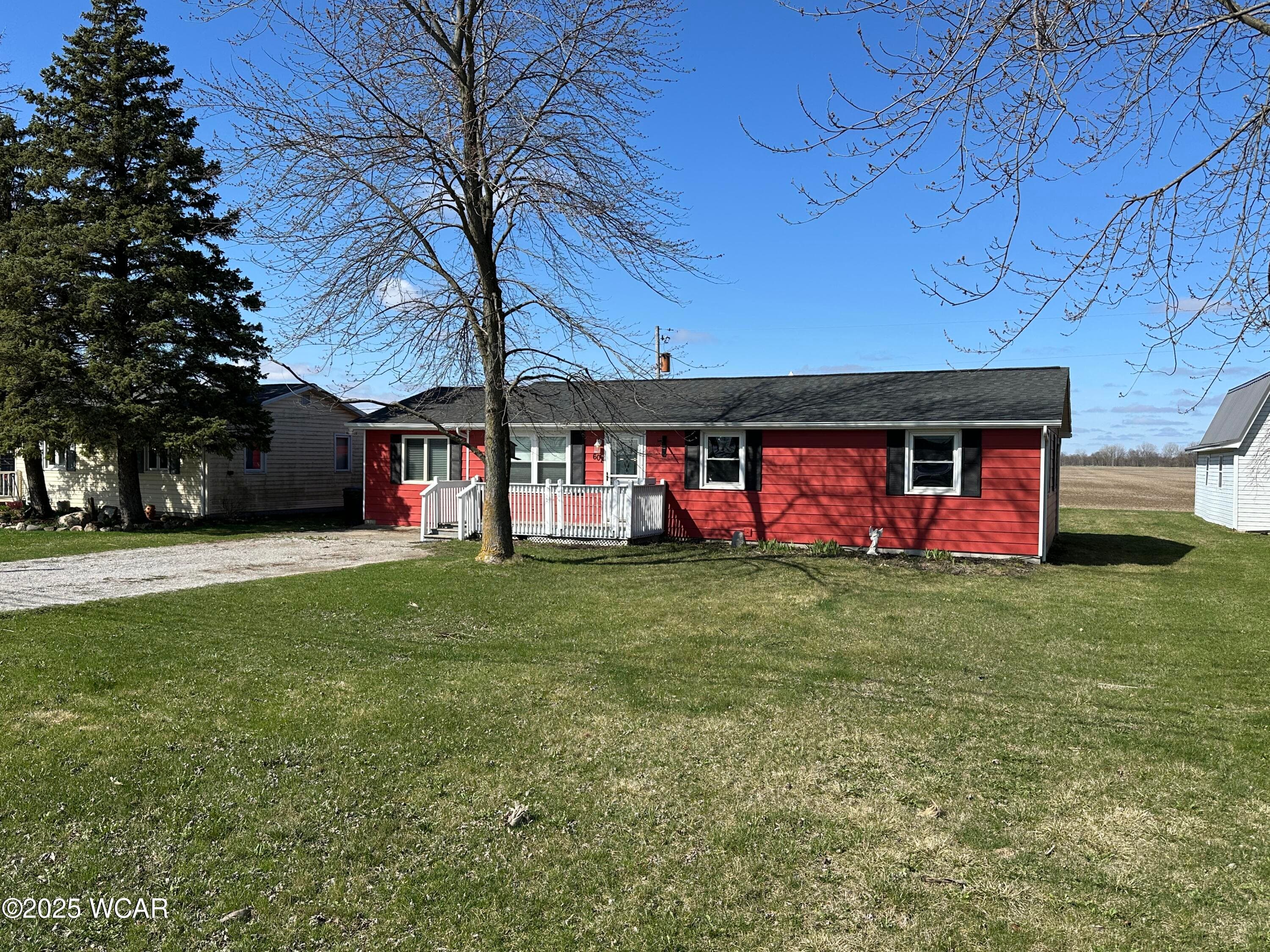 607 Erie photo 4