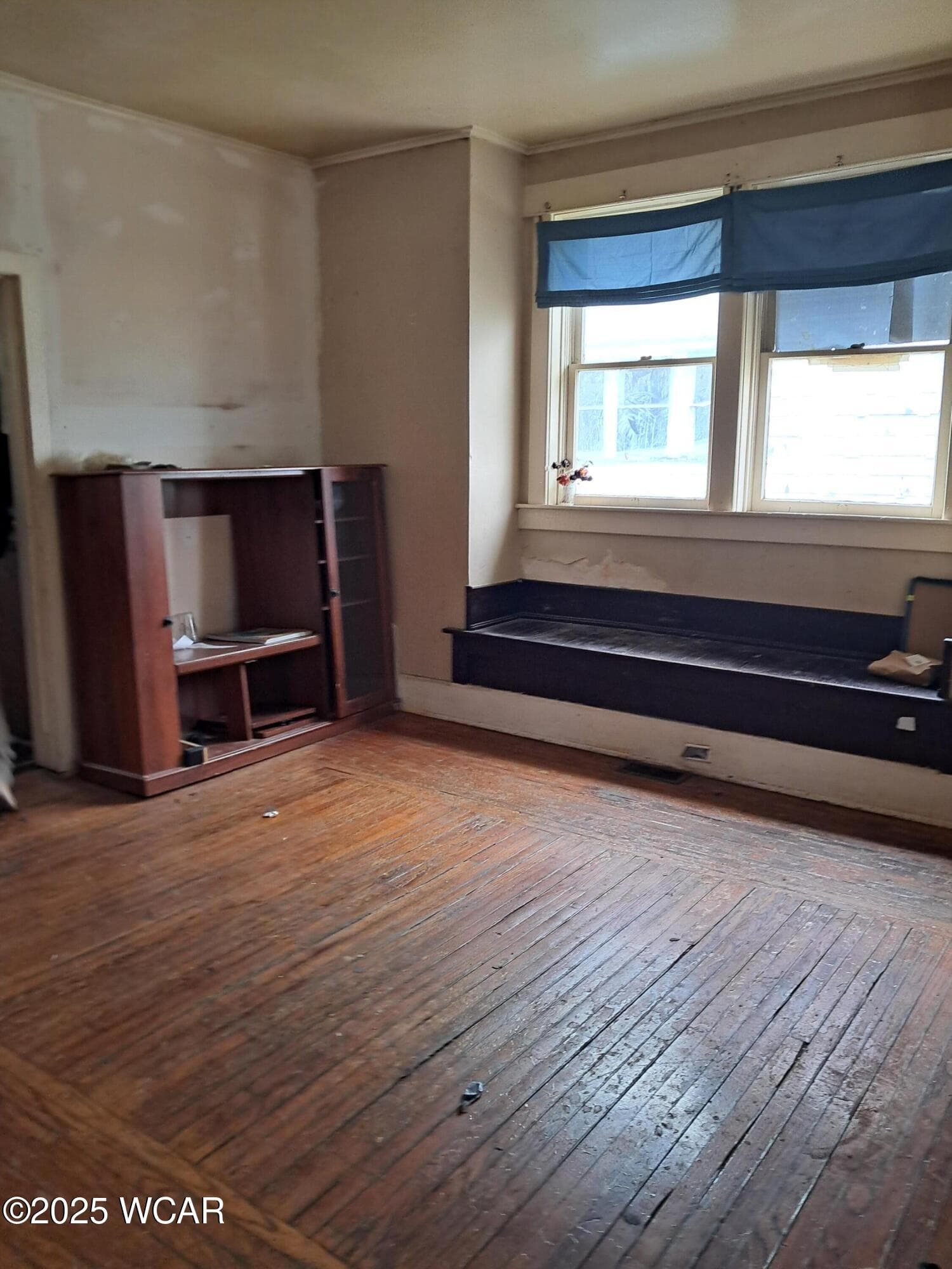 725 Elm photo 2
