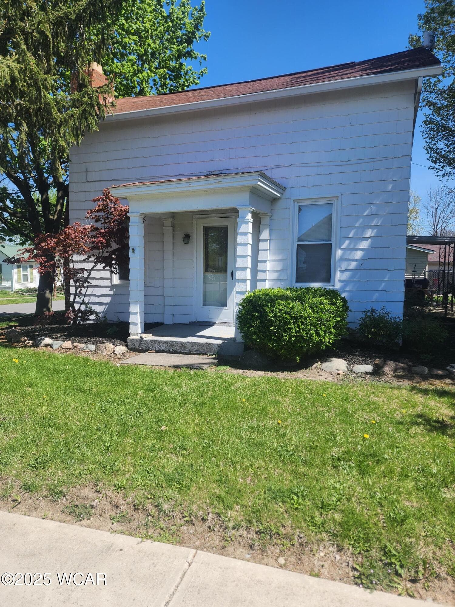 204 Jackson St