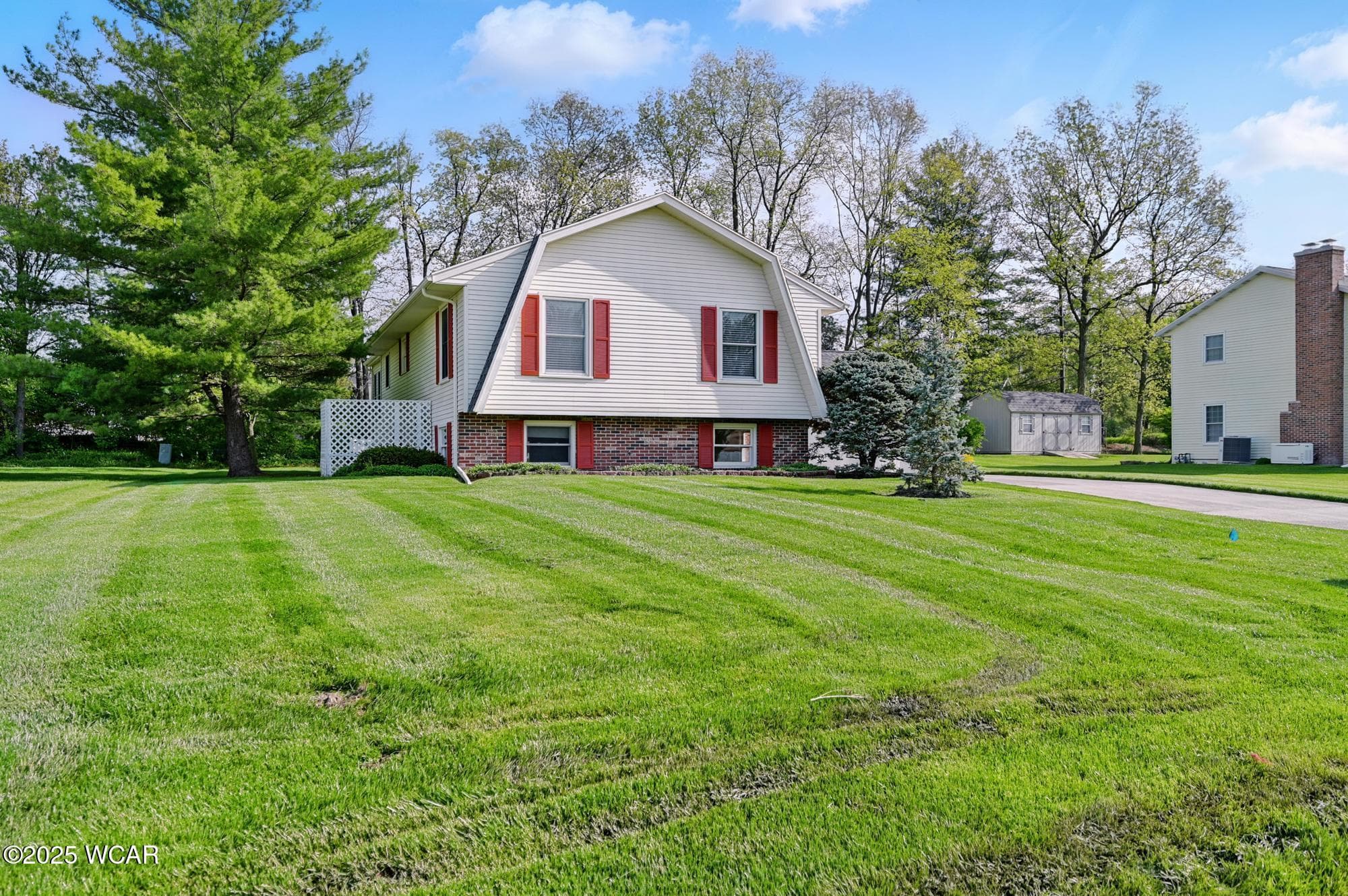3614 Amblewood photo 2