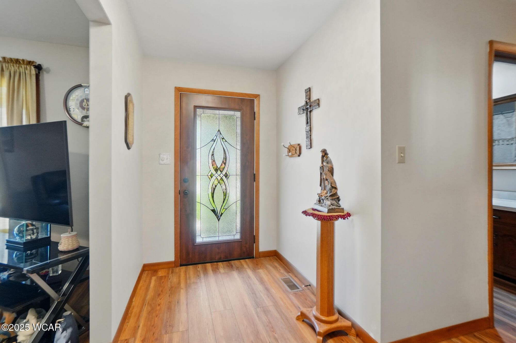 2128 Kimberly photo 3