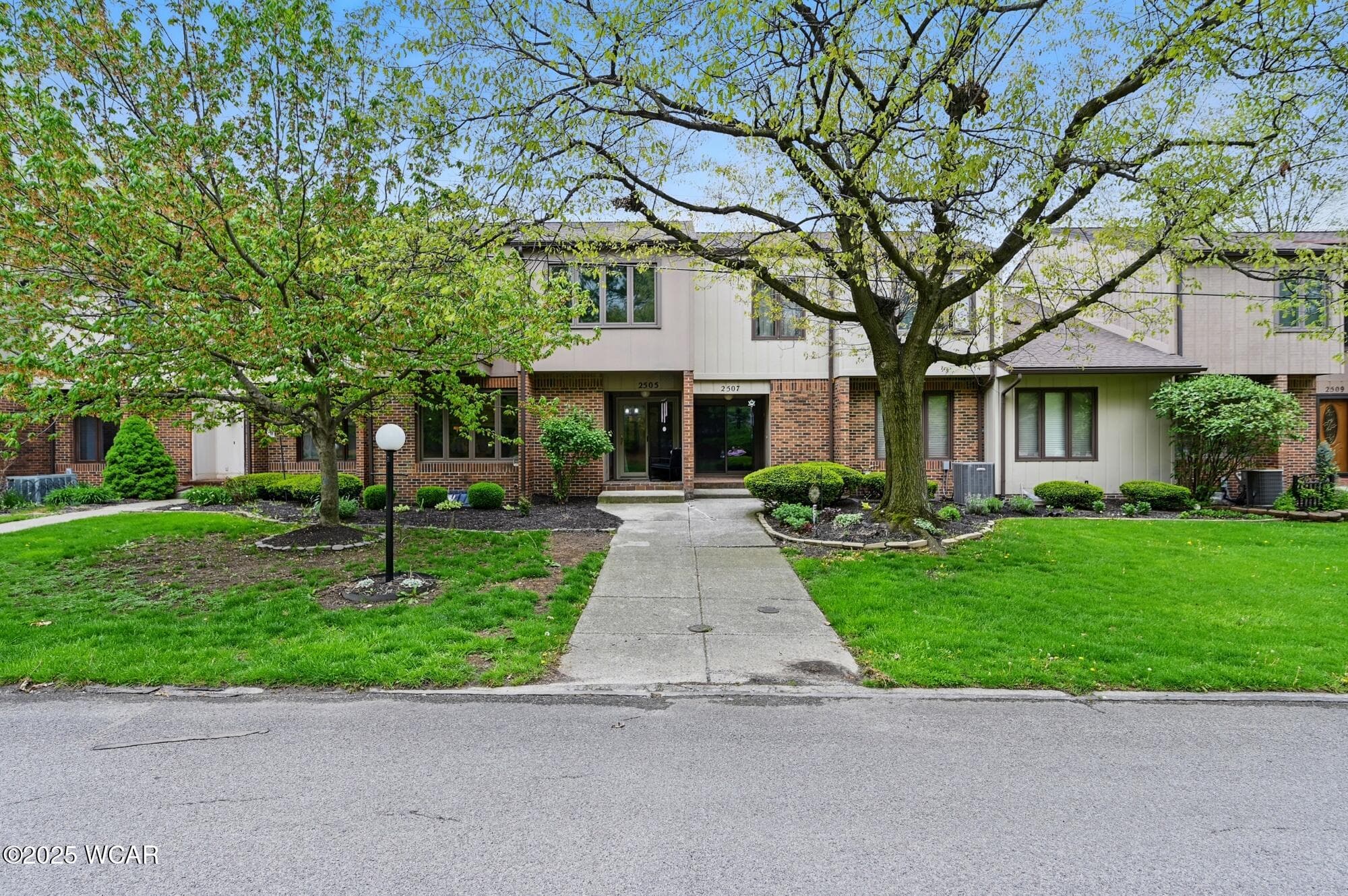 2505 Struthmore