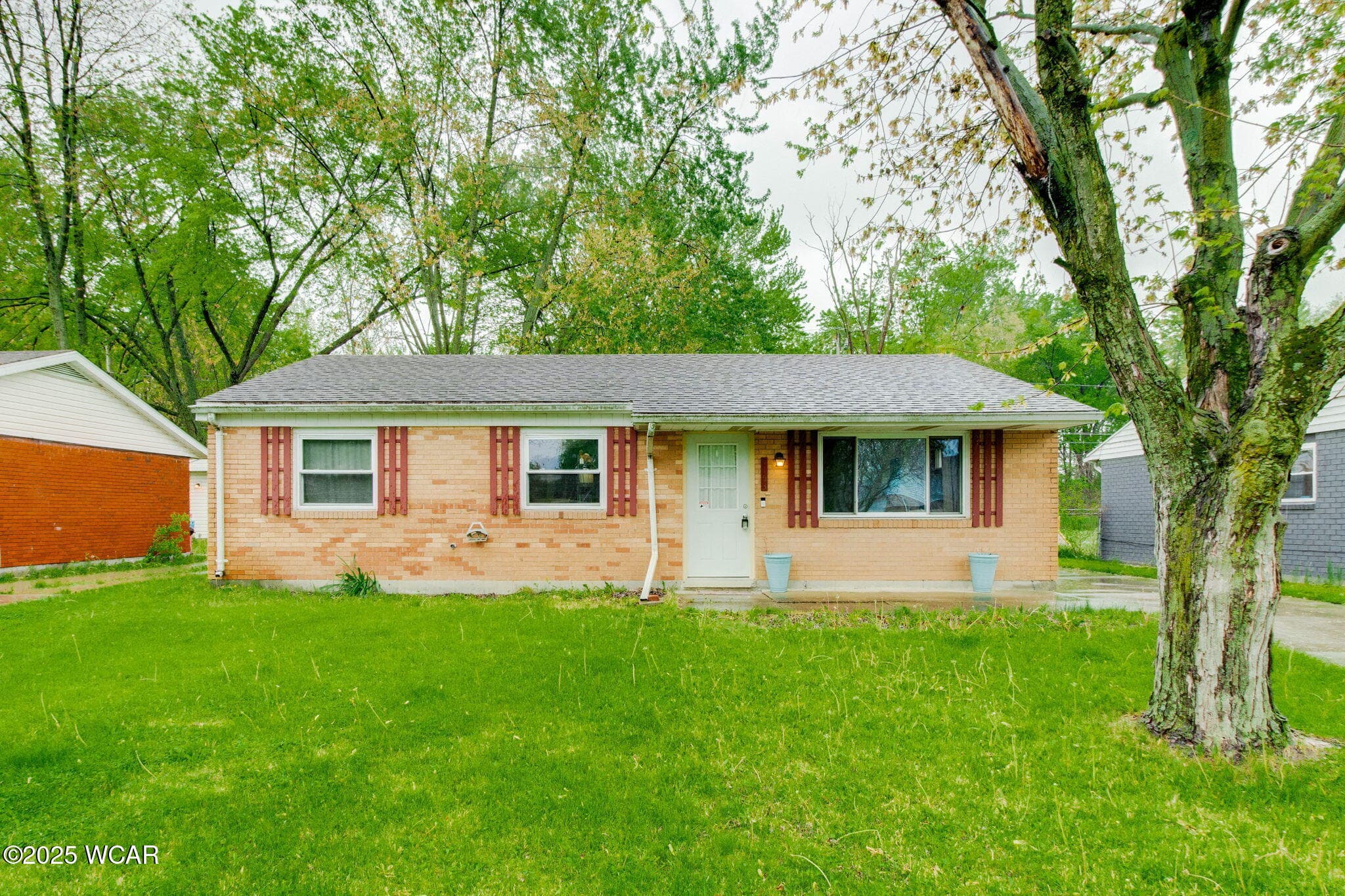 1153 Bahama