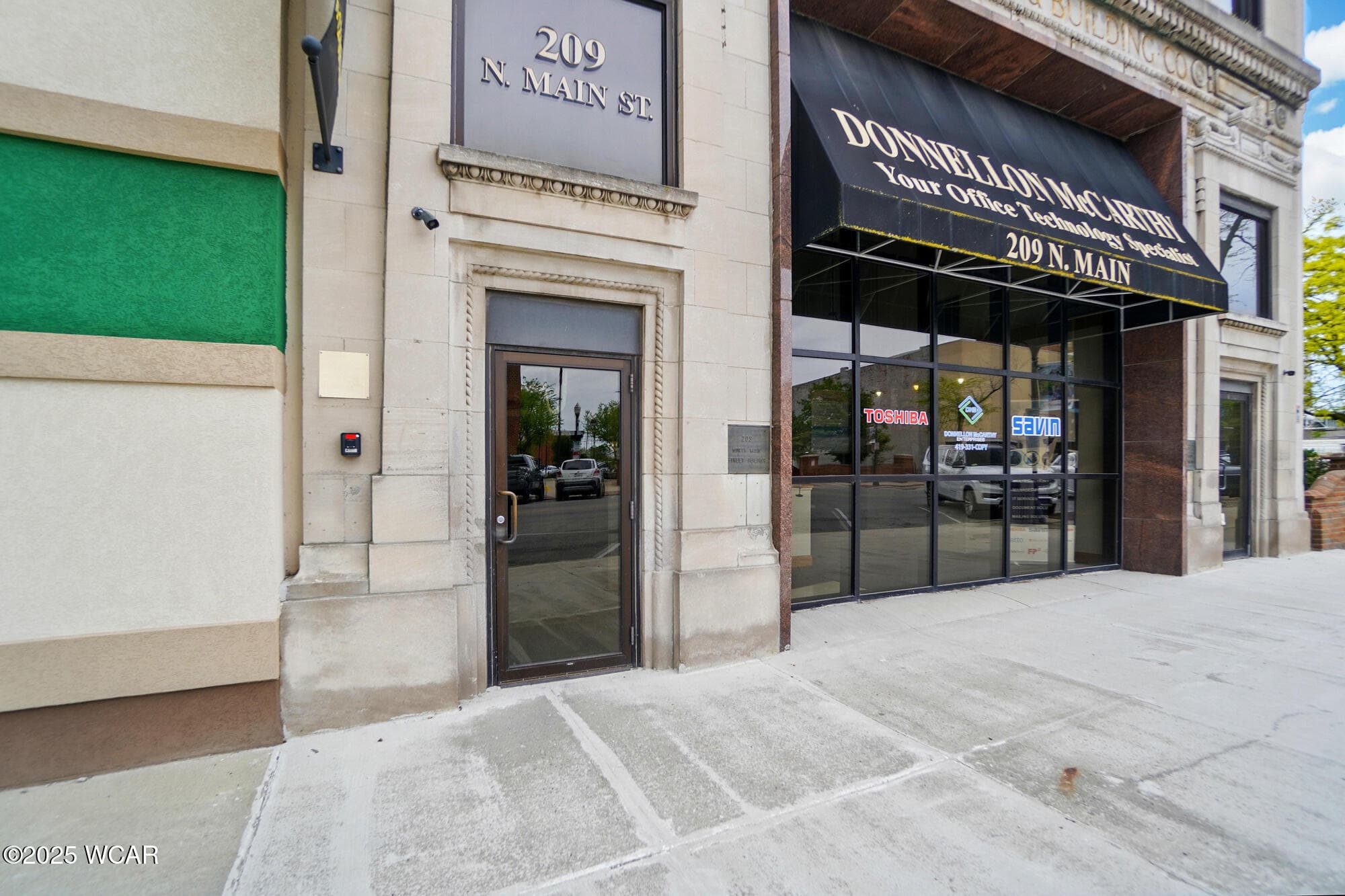 209 N. Main St photo 4