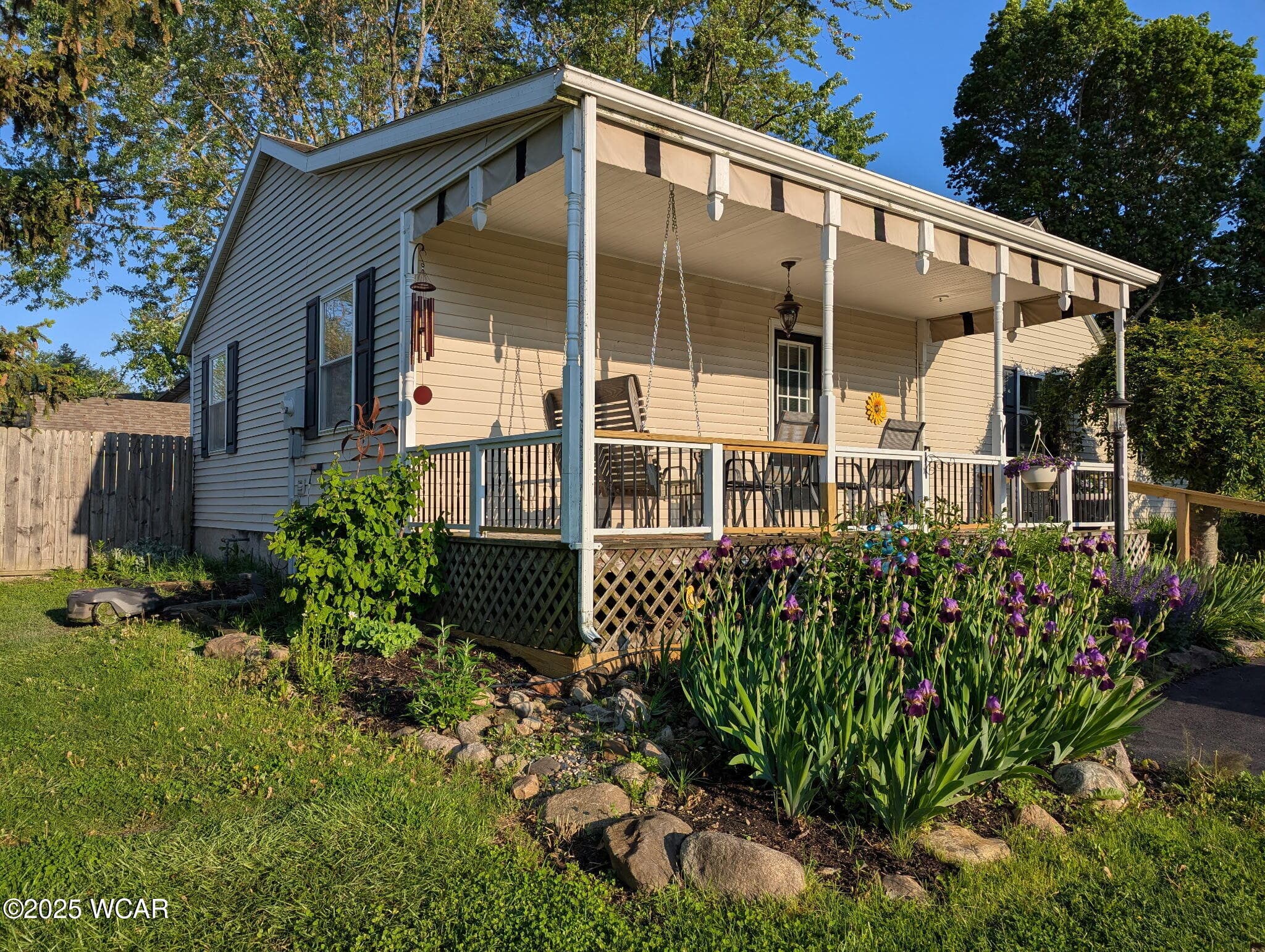 3727 Groves photo 2