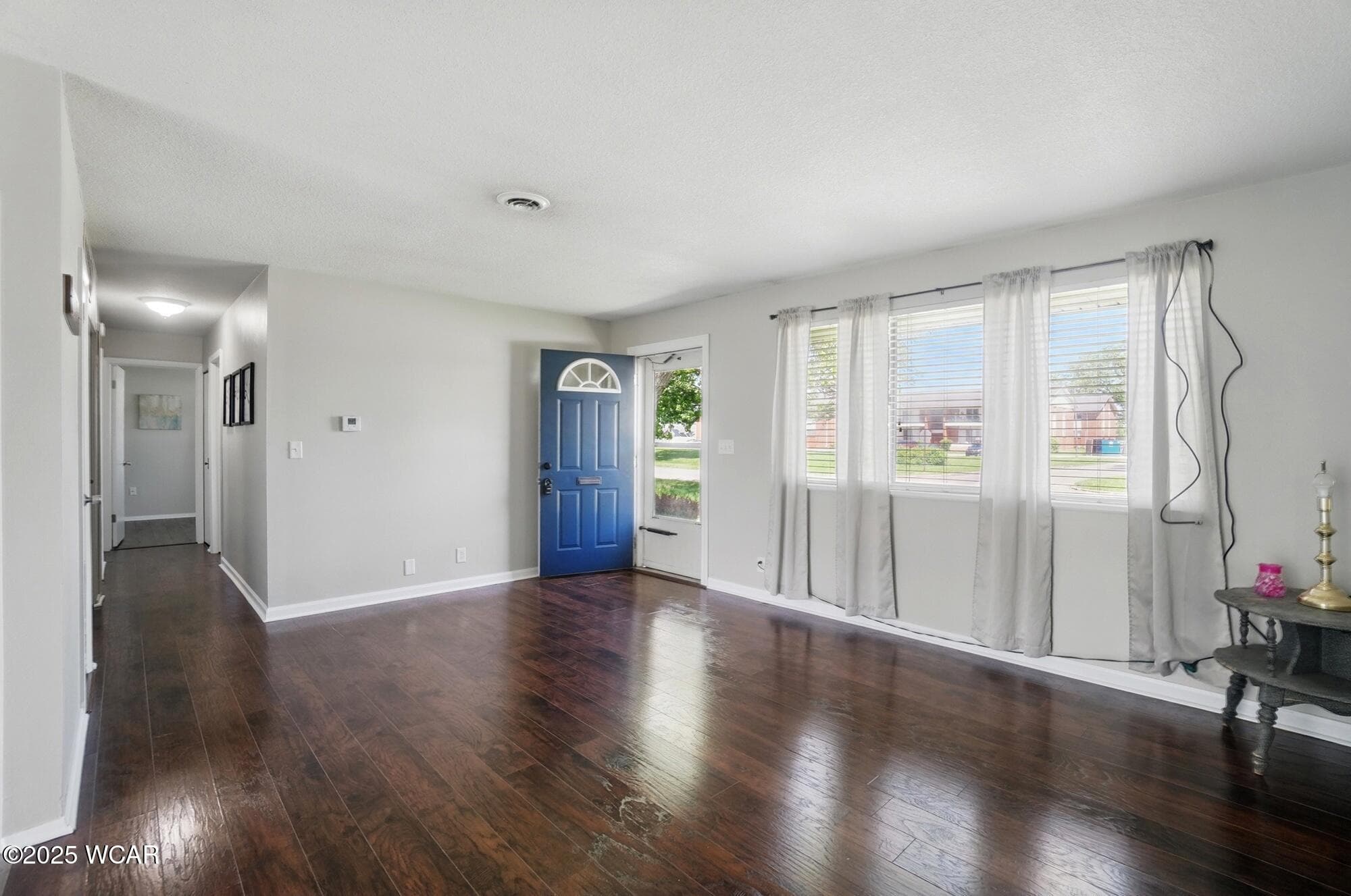 2911 Lakewood photo 4