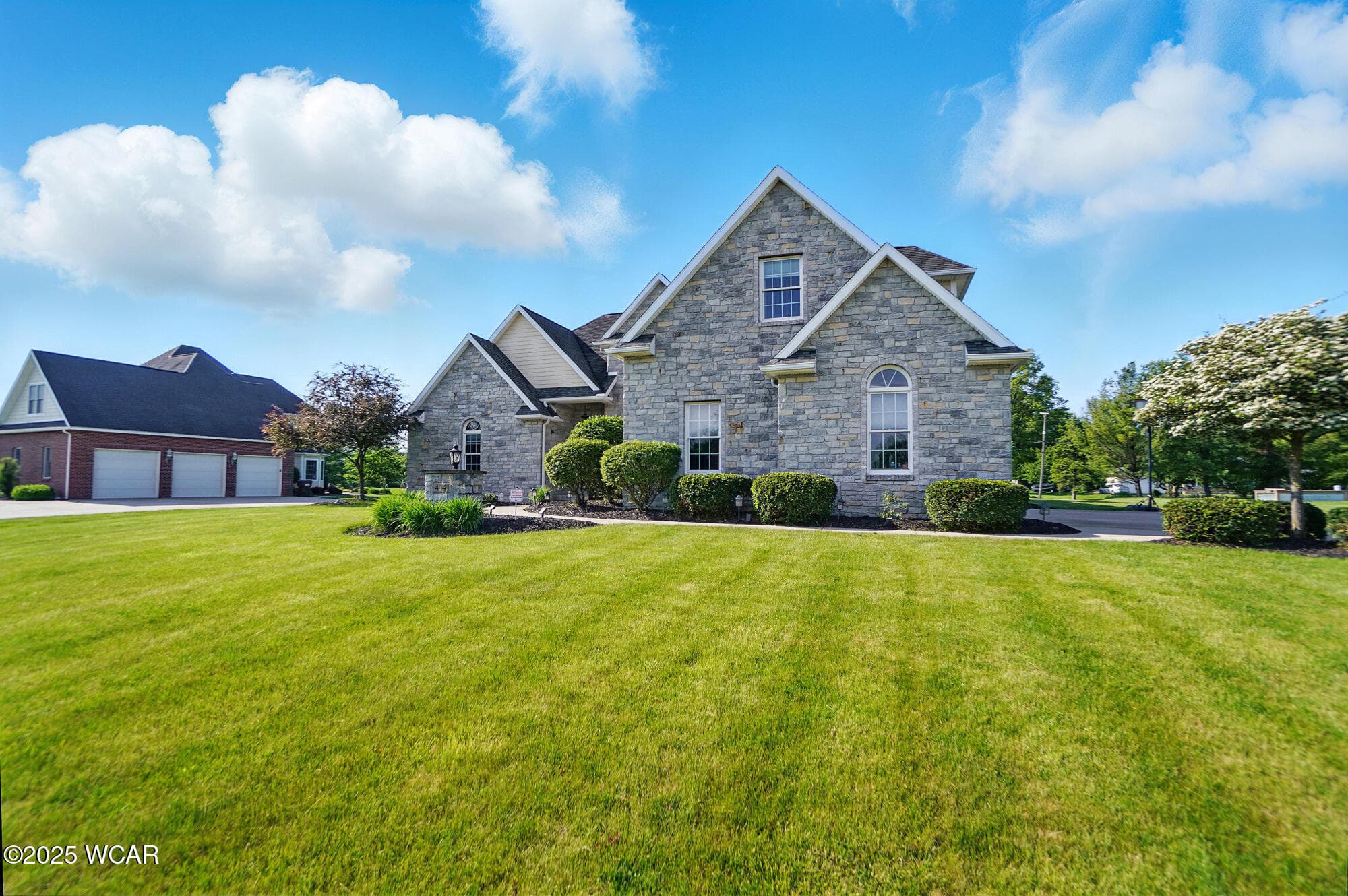 4441 Indian Hill photo 2
