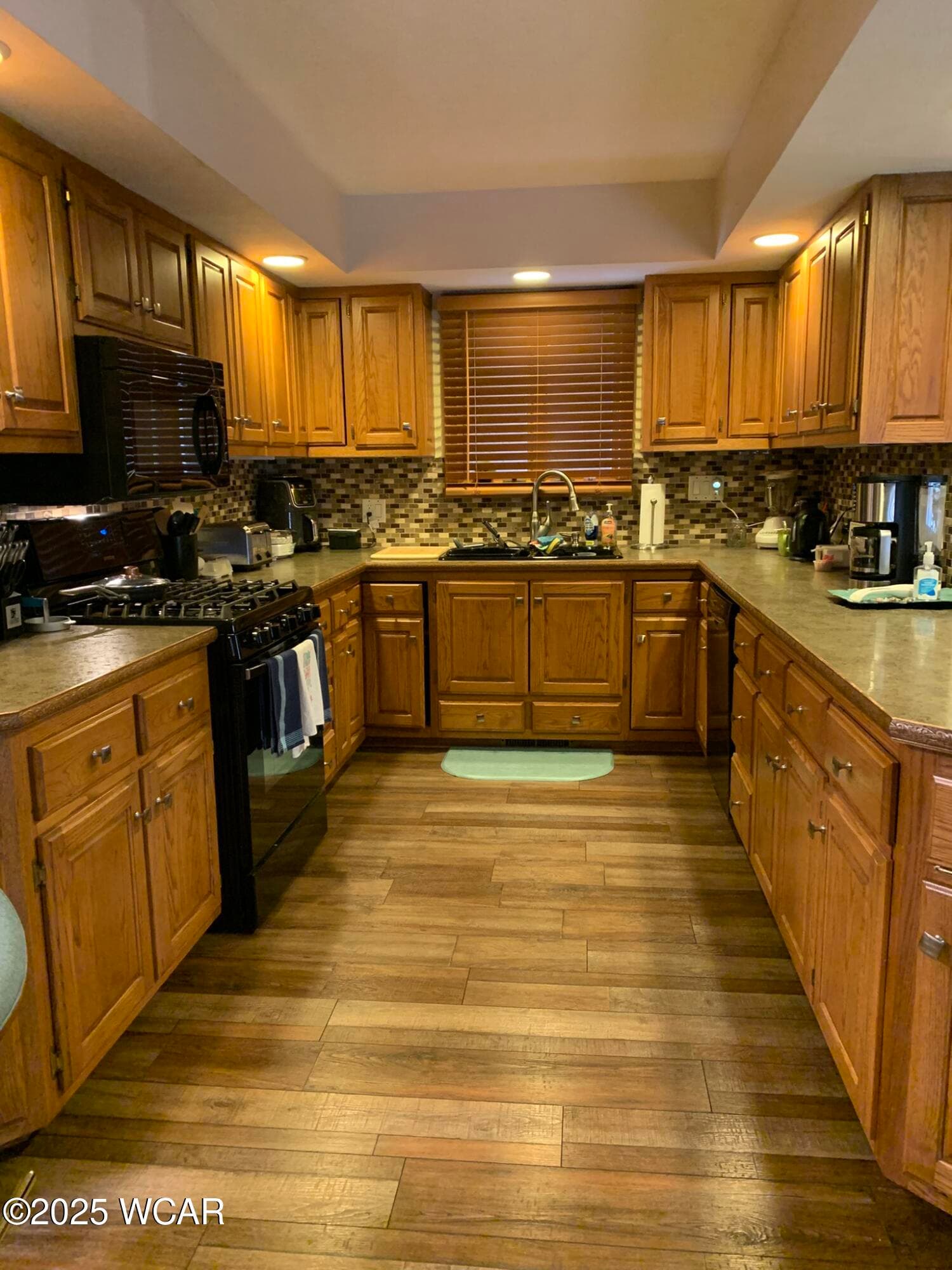 1300 Woodworth Dr photo 3