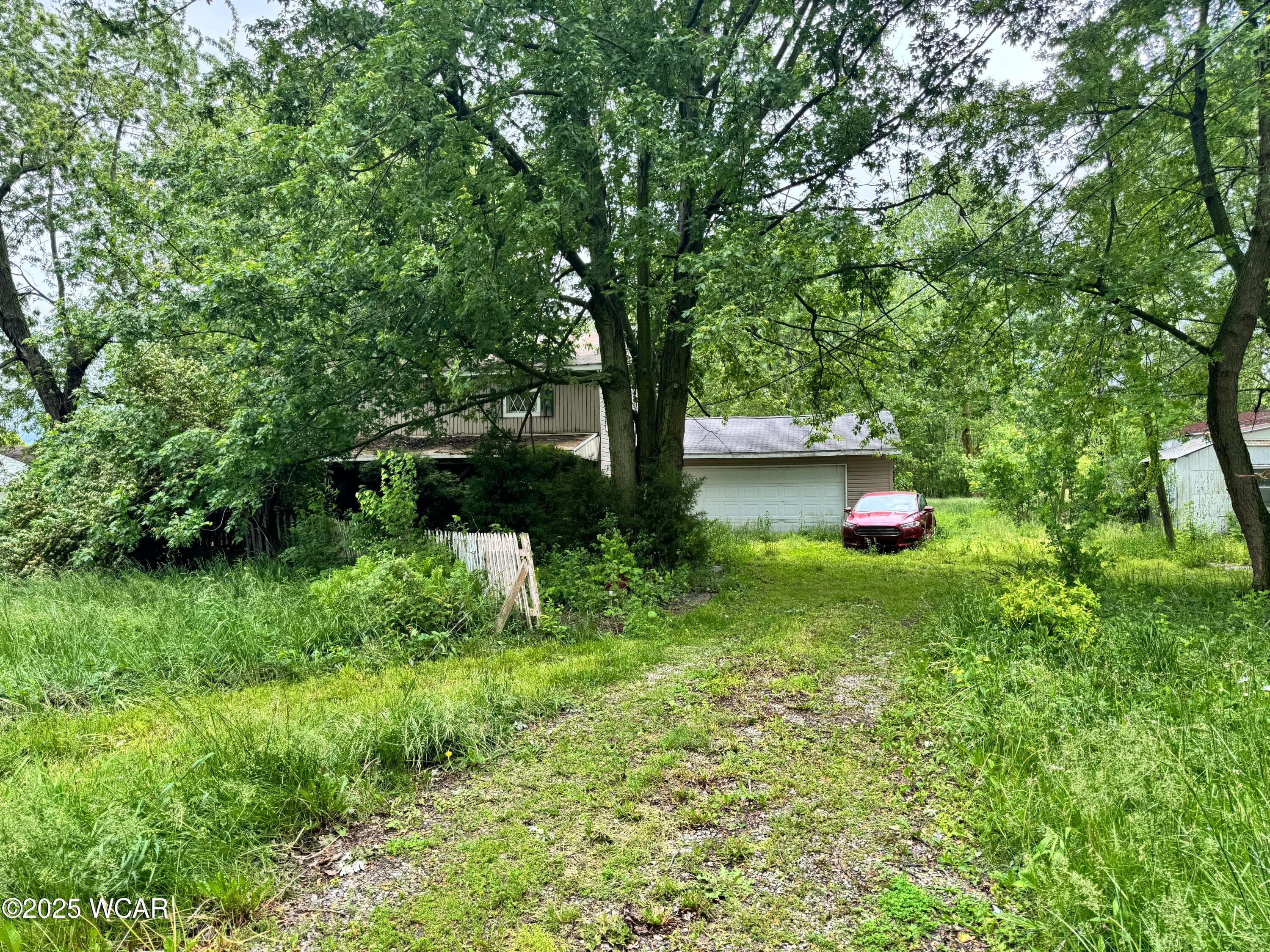 816 Hume