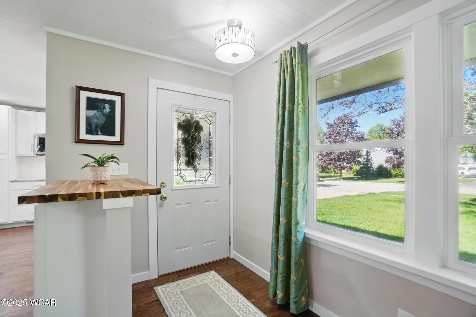 2715 Goldenrod photo 3