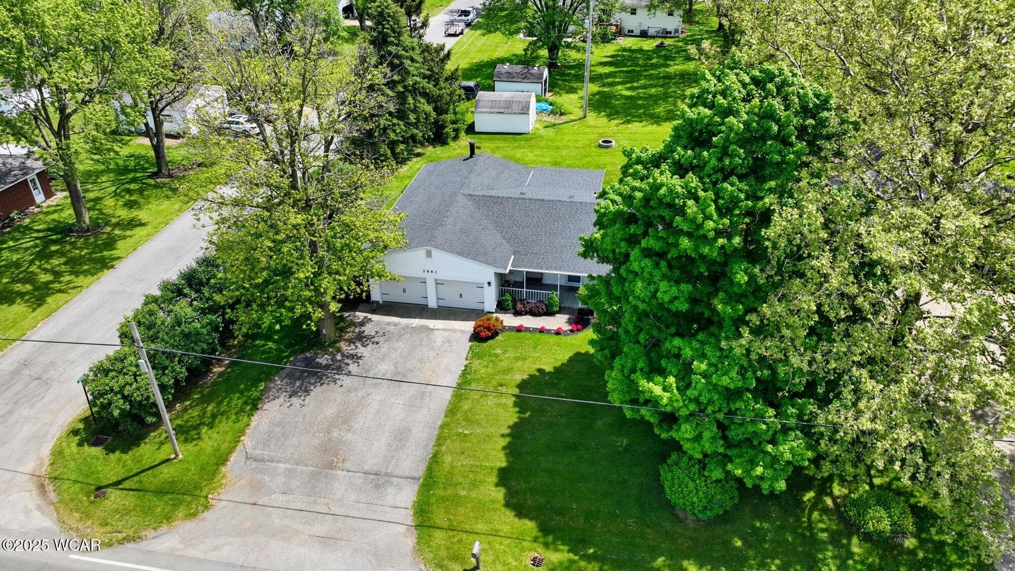 2882 Eastown photo 2