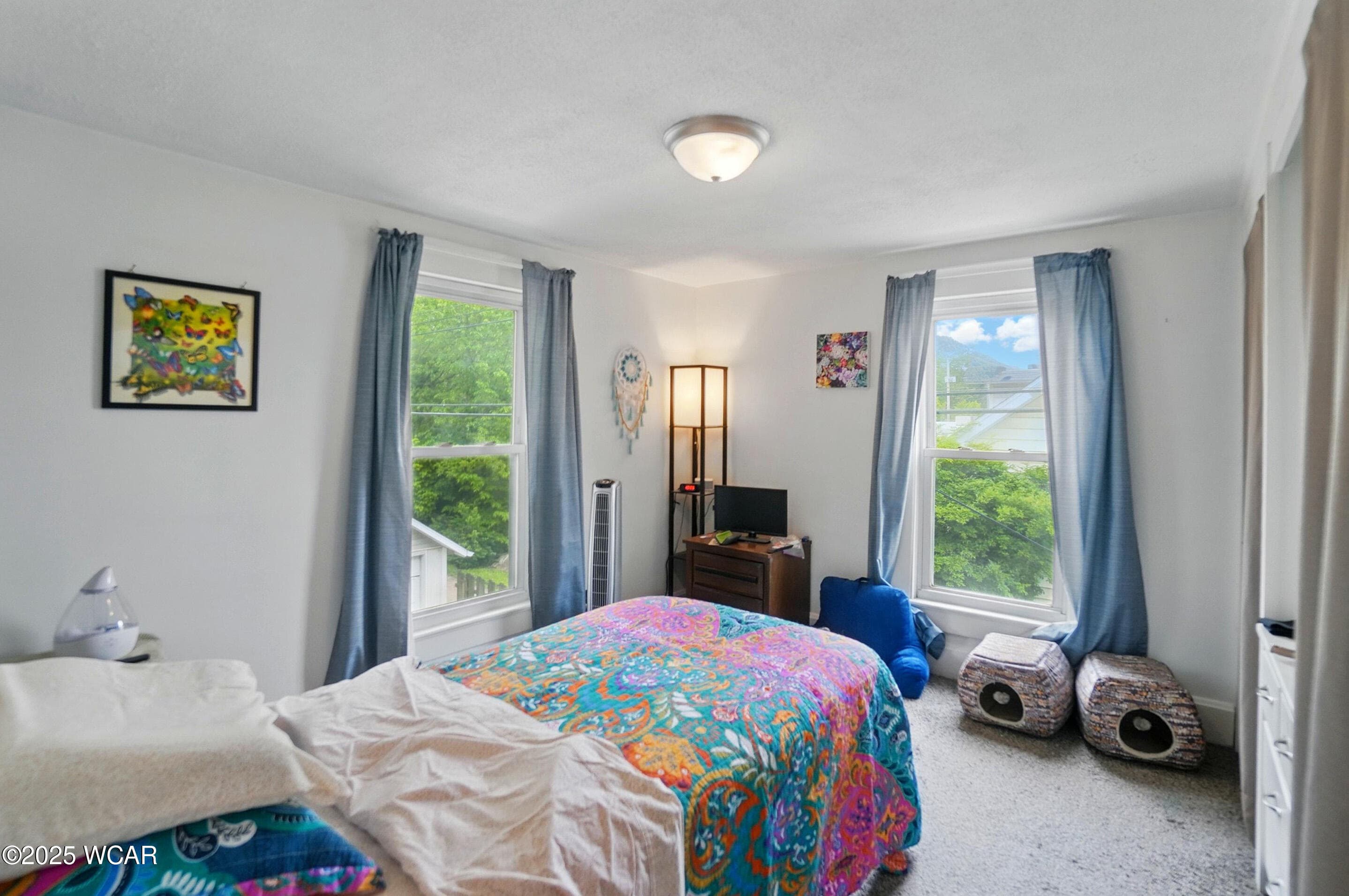 219 W O CONNOR photo 2