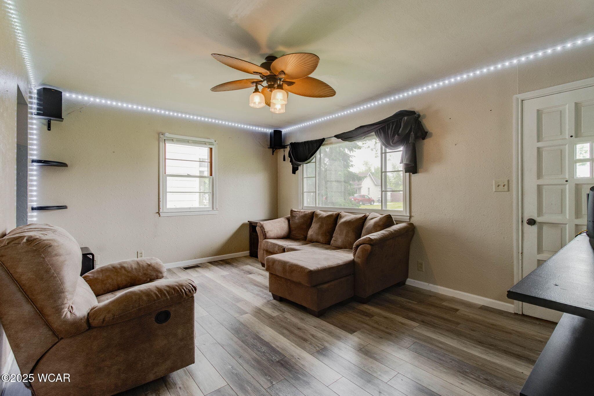 801 Glenwood photo 3