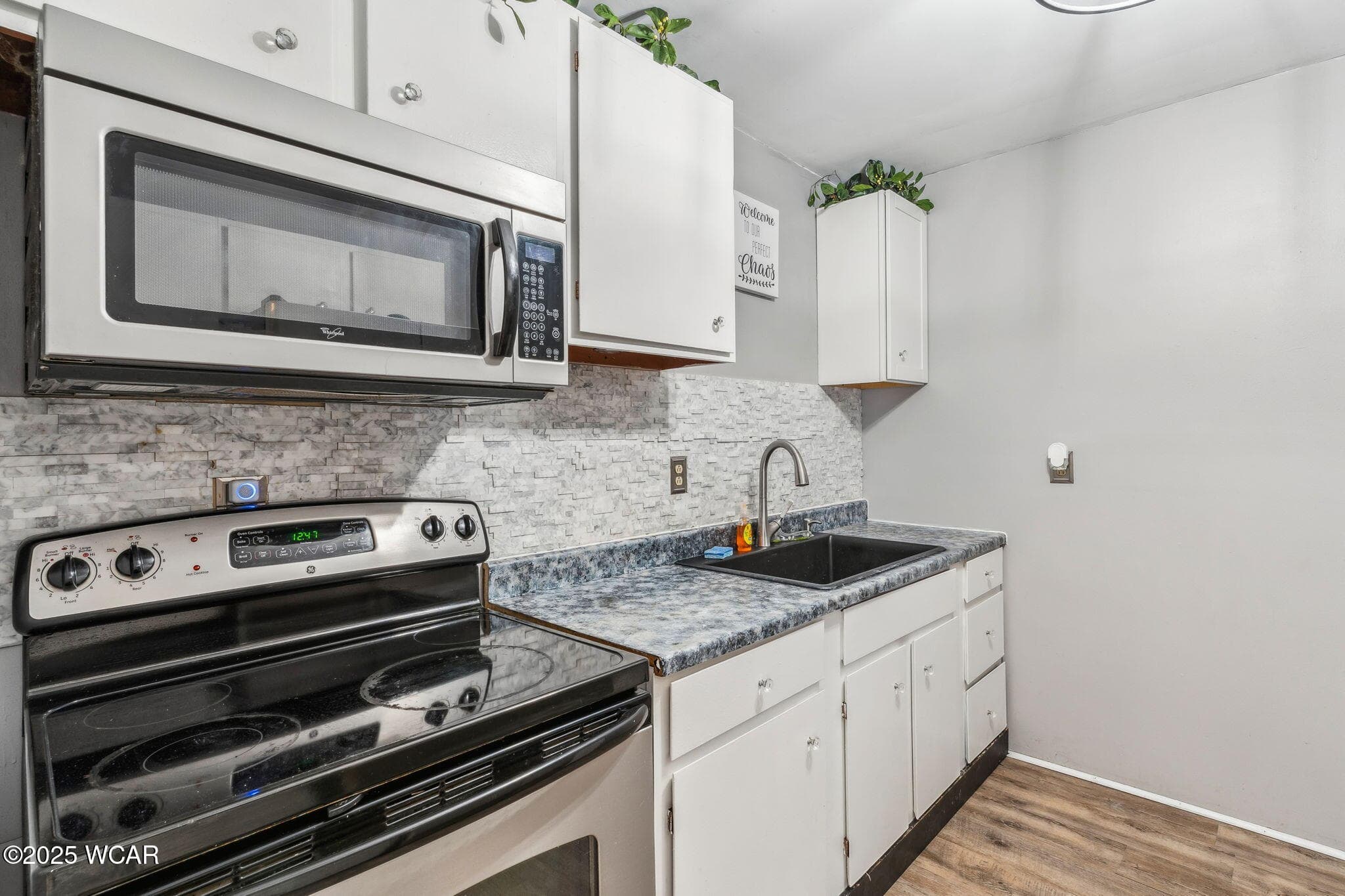 518 Center St. photo 2