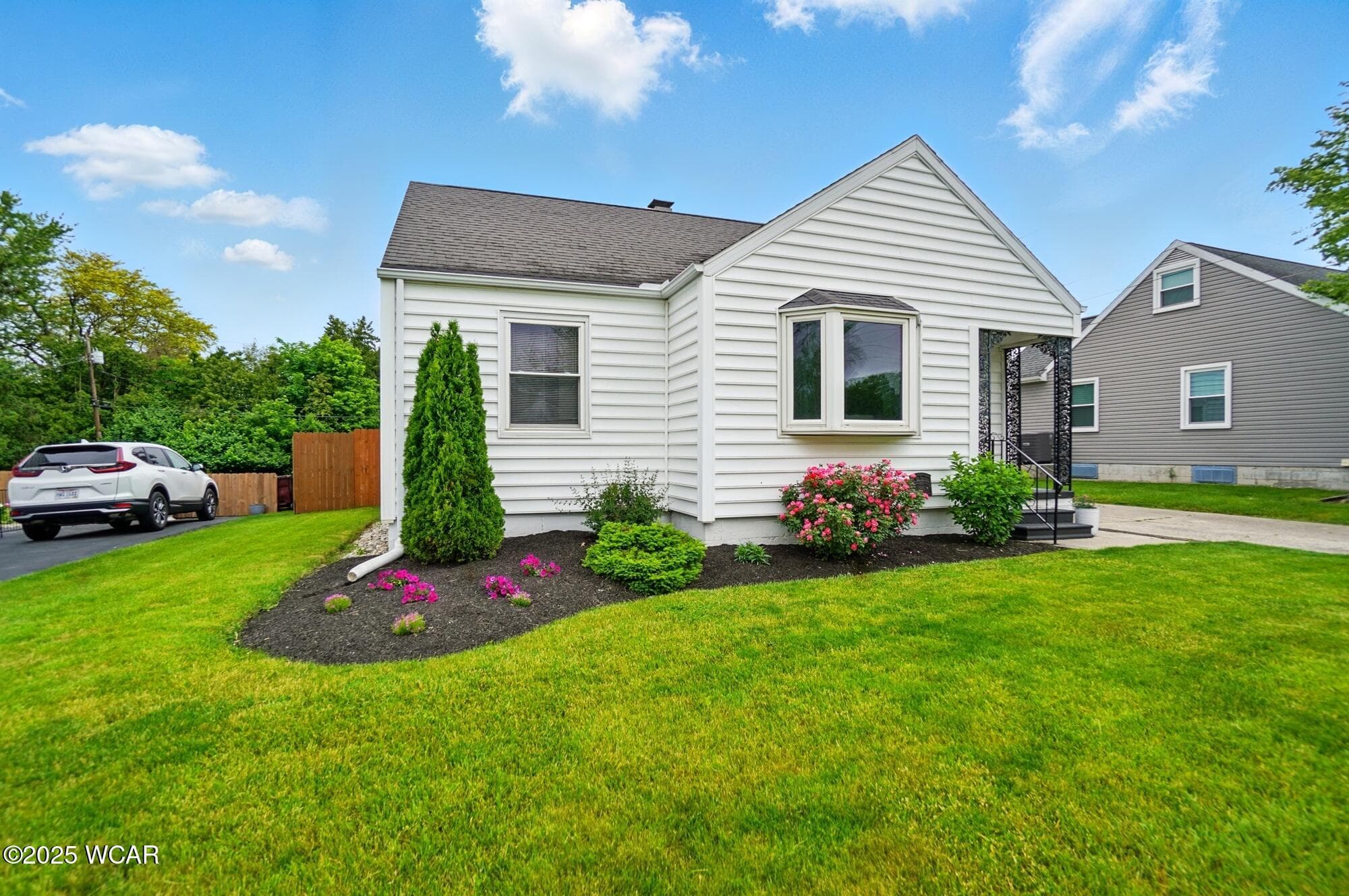 2412 Spring photo 3