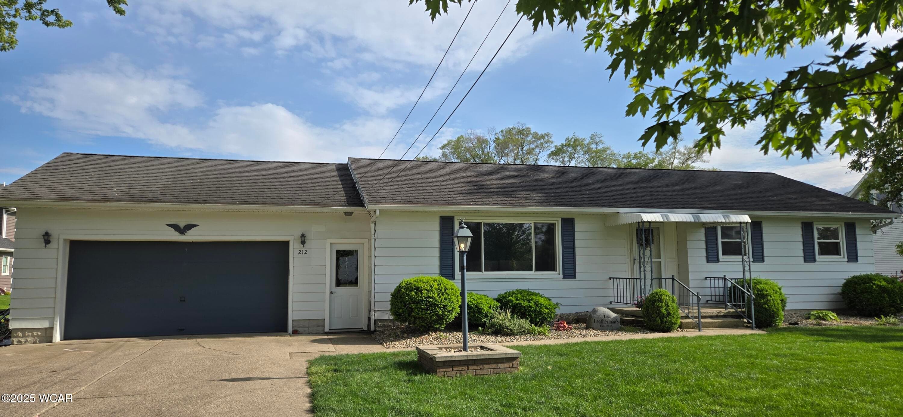 212 Blanchard Ave photo 2
