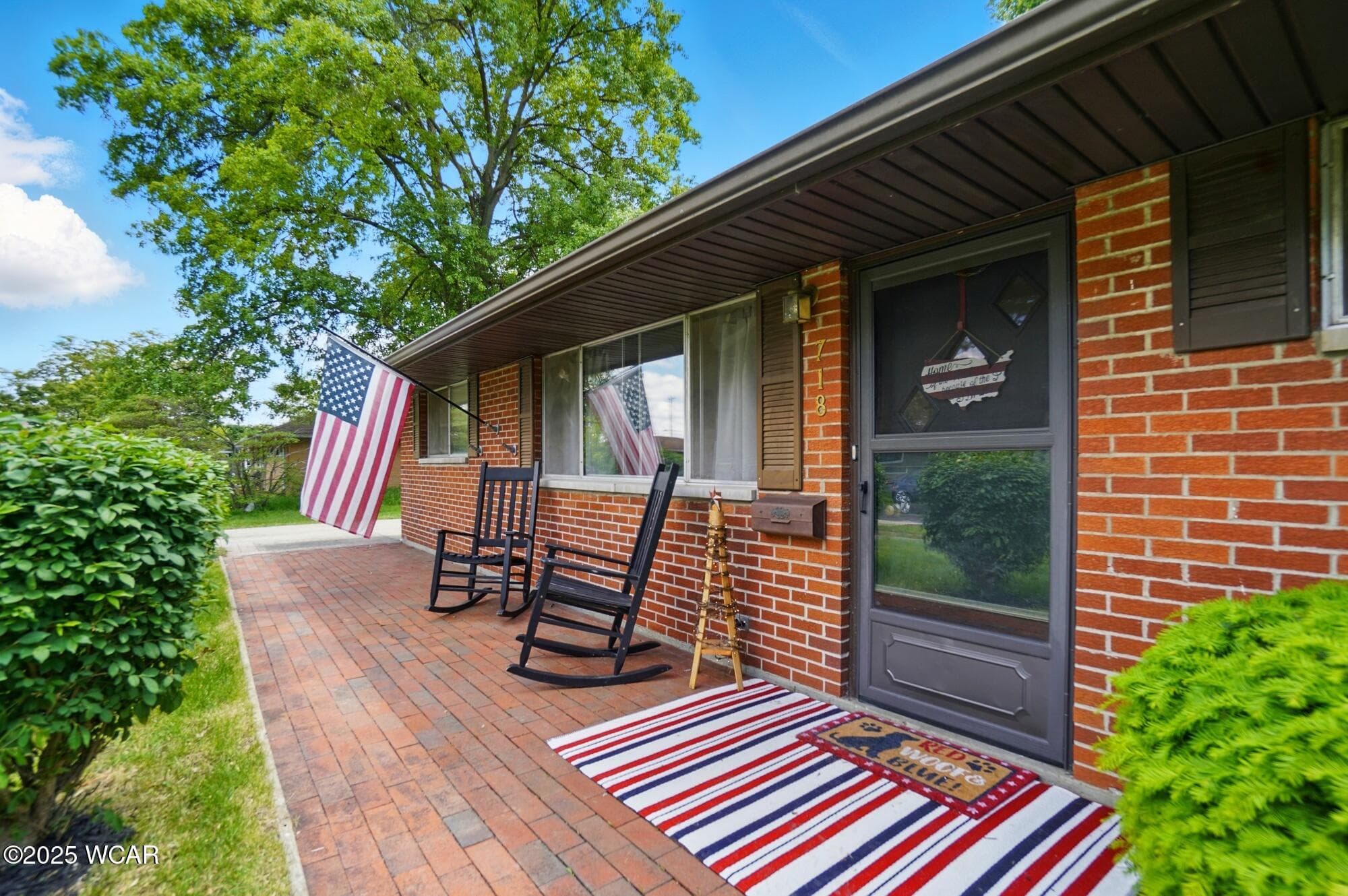 718 Wildwood photo 4