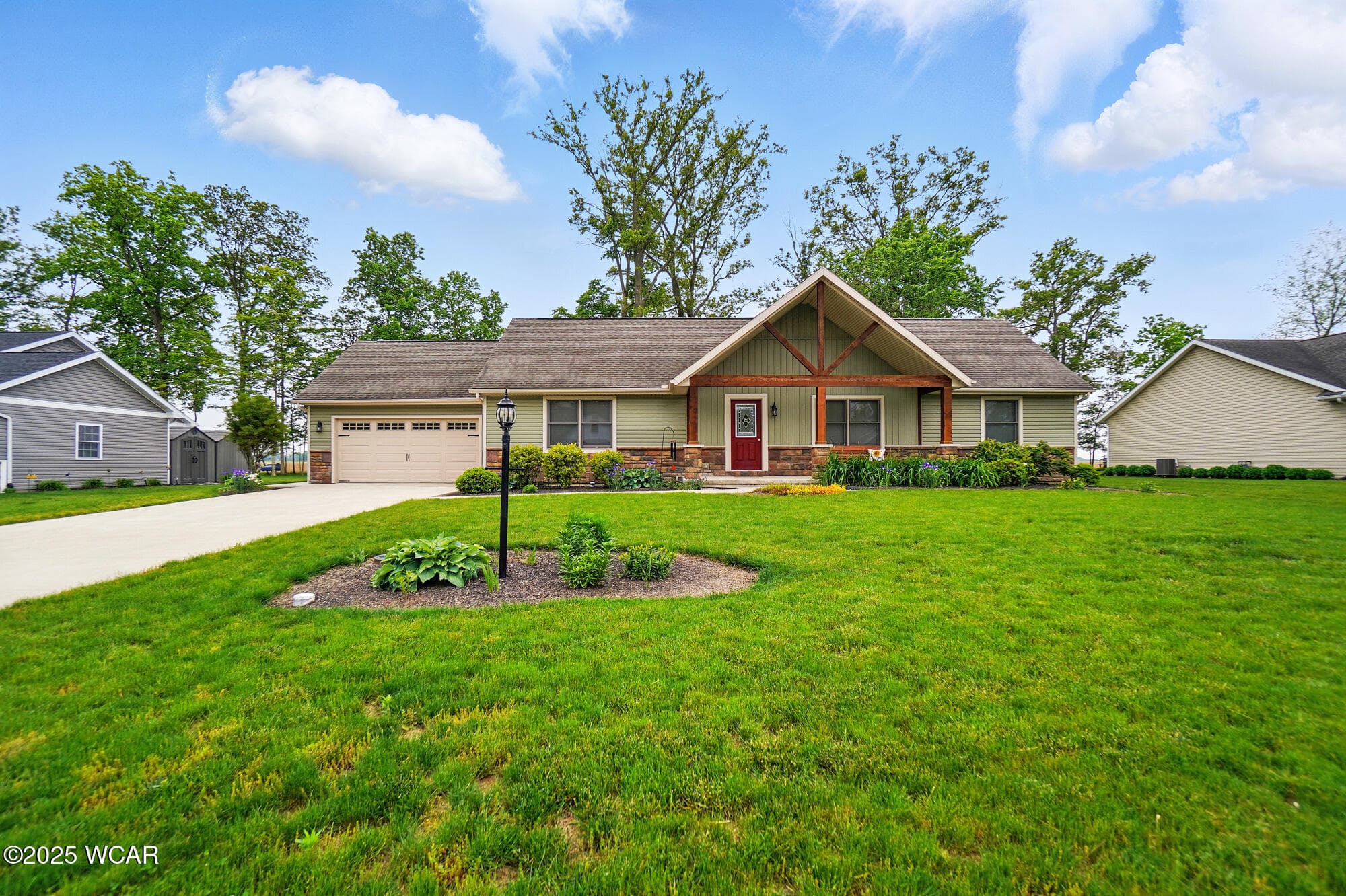 721 Briarwood photo 5