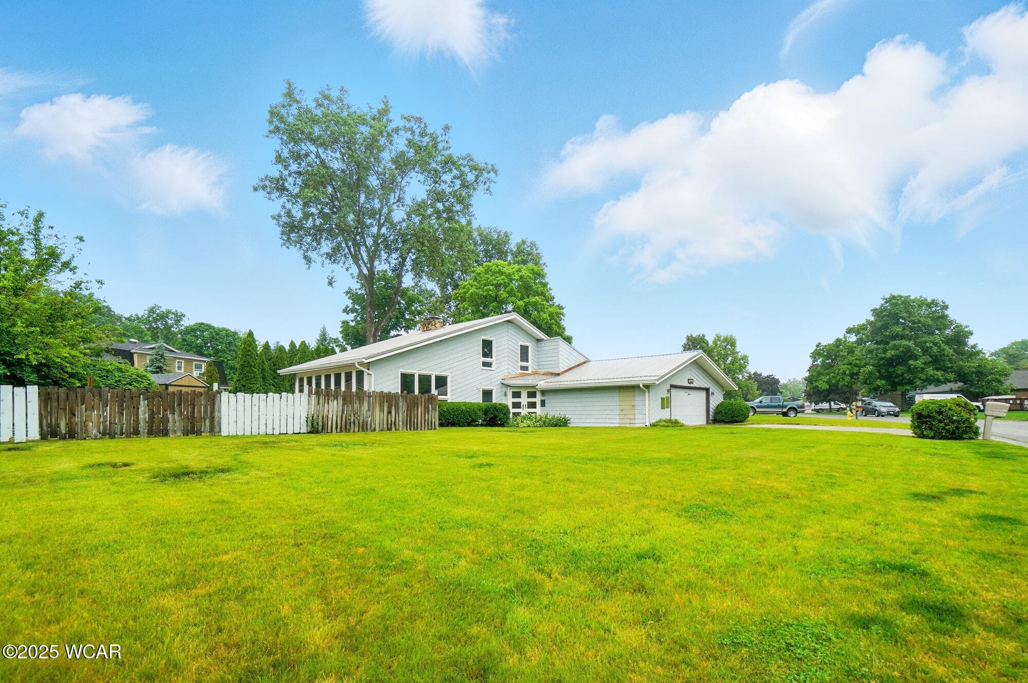 1380 Timberlane photo 5
