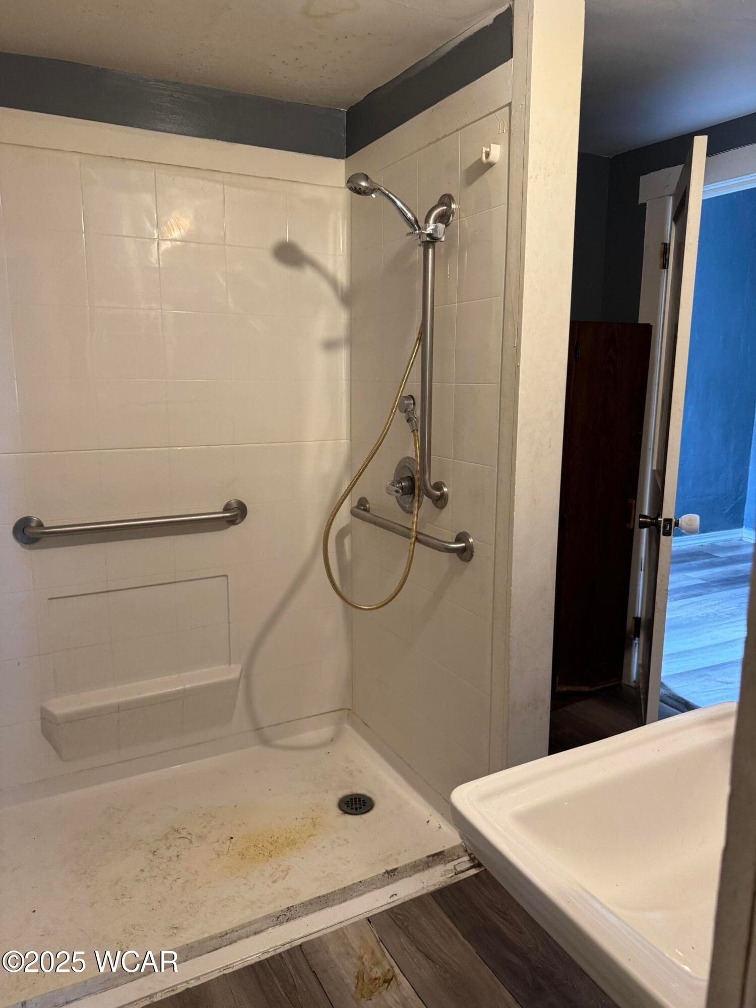 807 Union photo 4