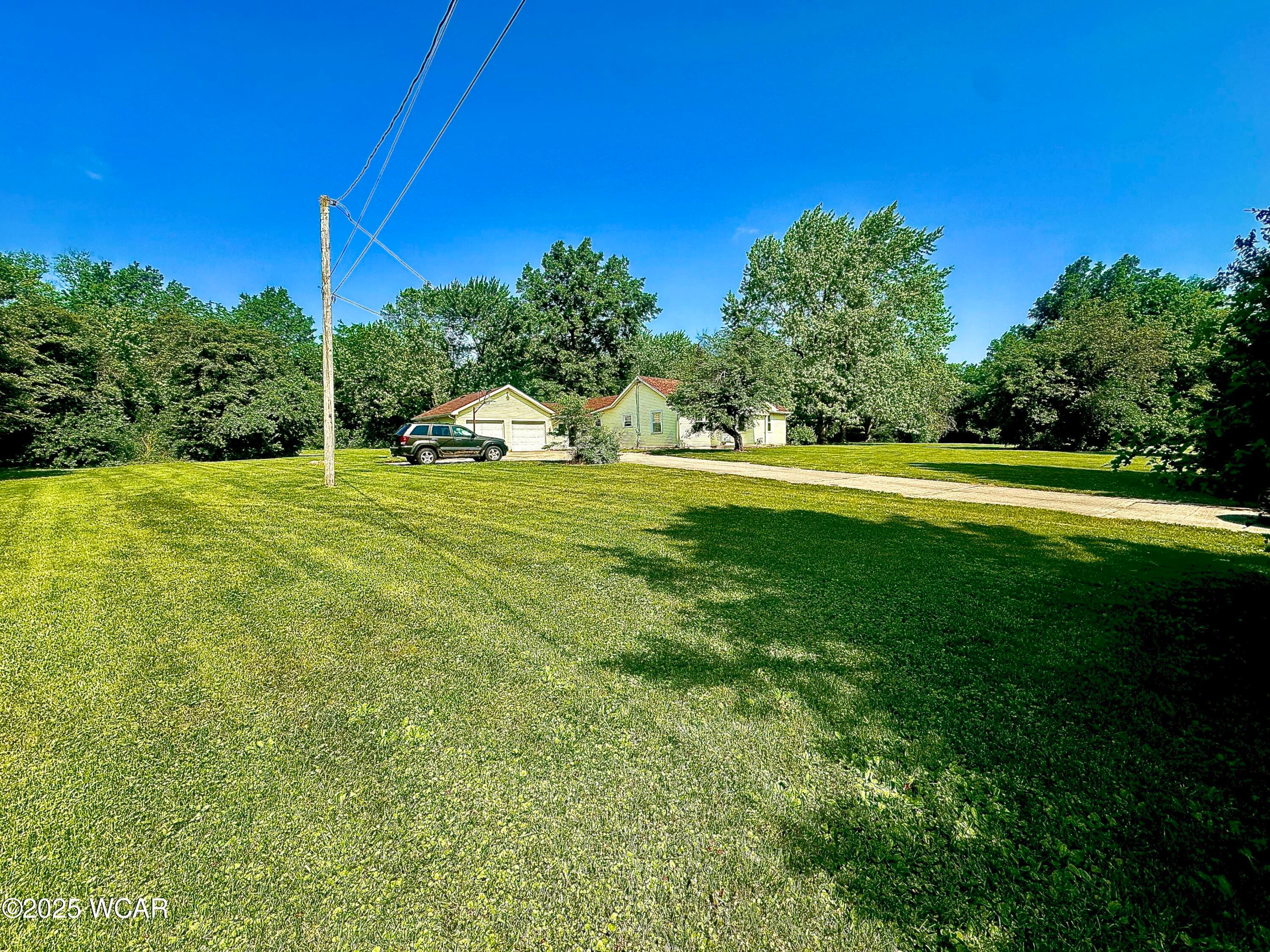 1570 Southwood photo 3